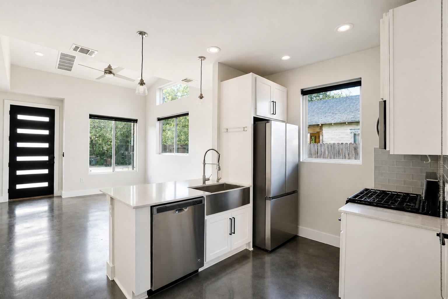 1123 Omega Ave # 1, Austin, TX 78721