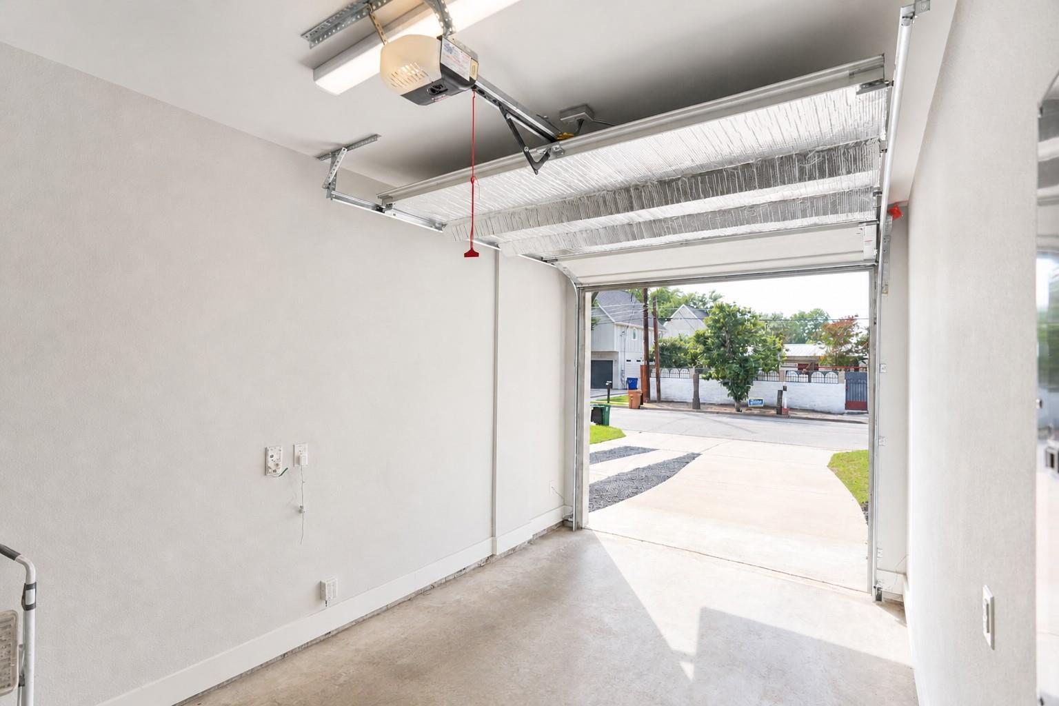 1123 Omega Ave # 1, Austin, TX 78721