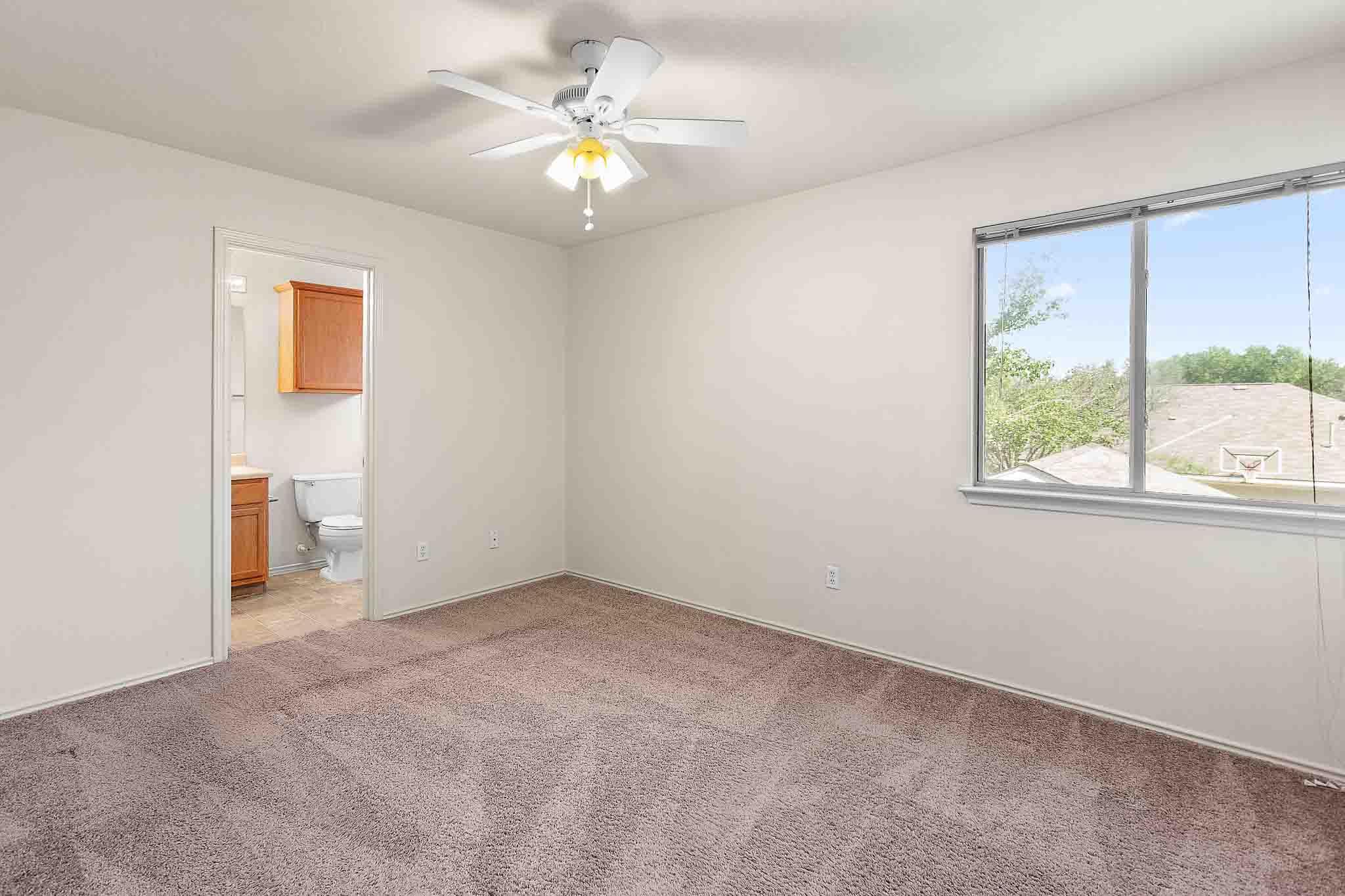 280 Strawn, Kyle, TX 78640