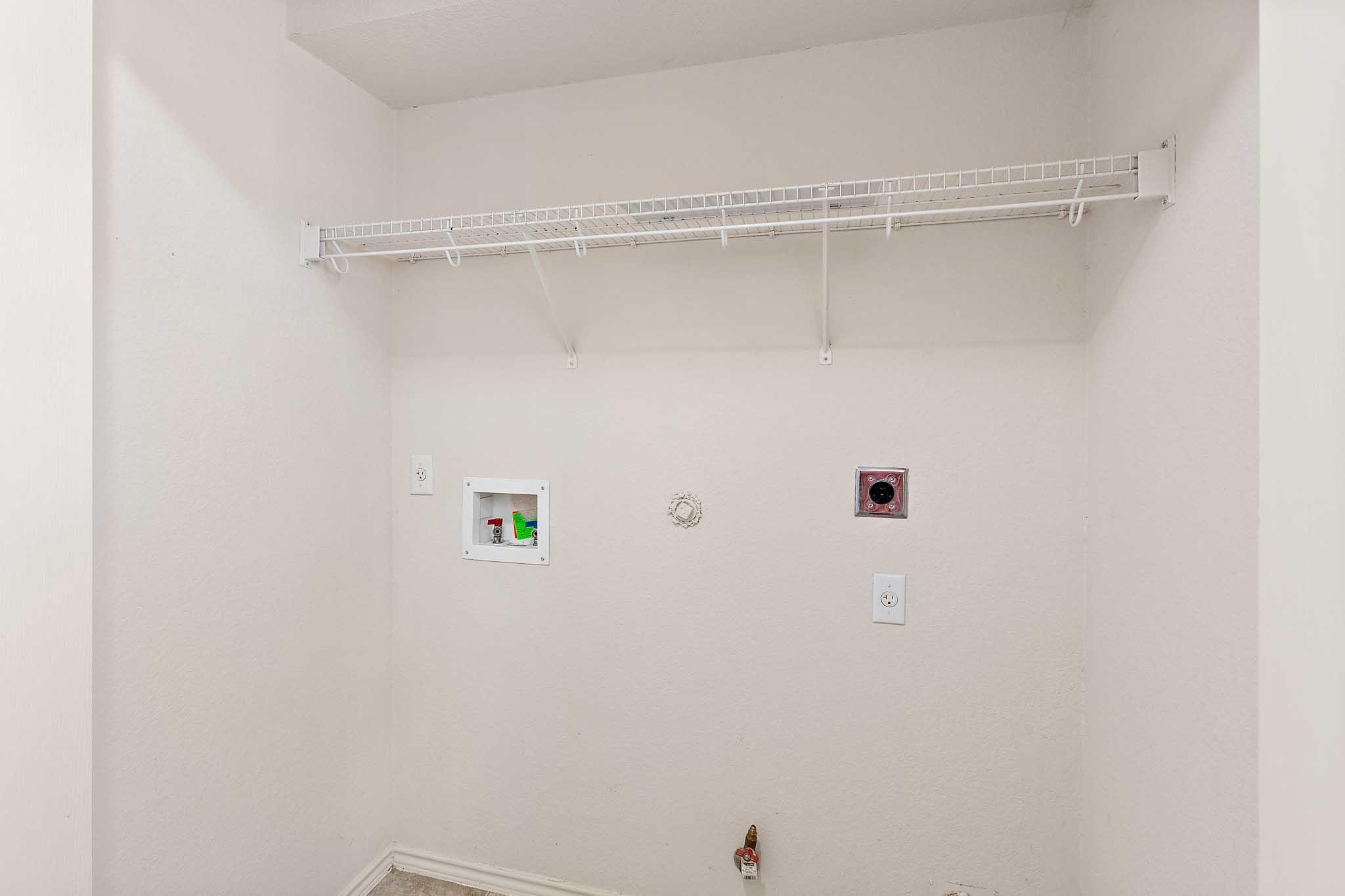 280 Strawn, Kyle, TX 78640