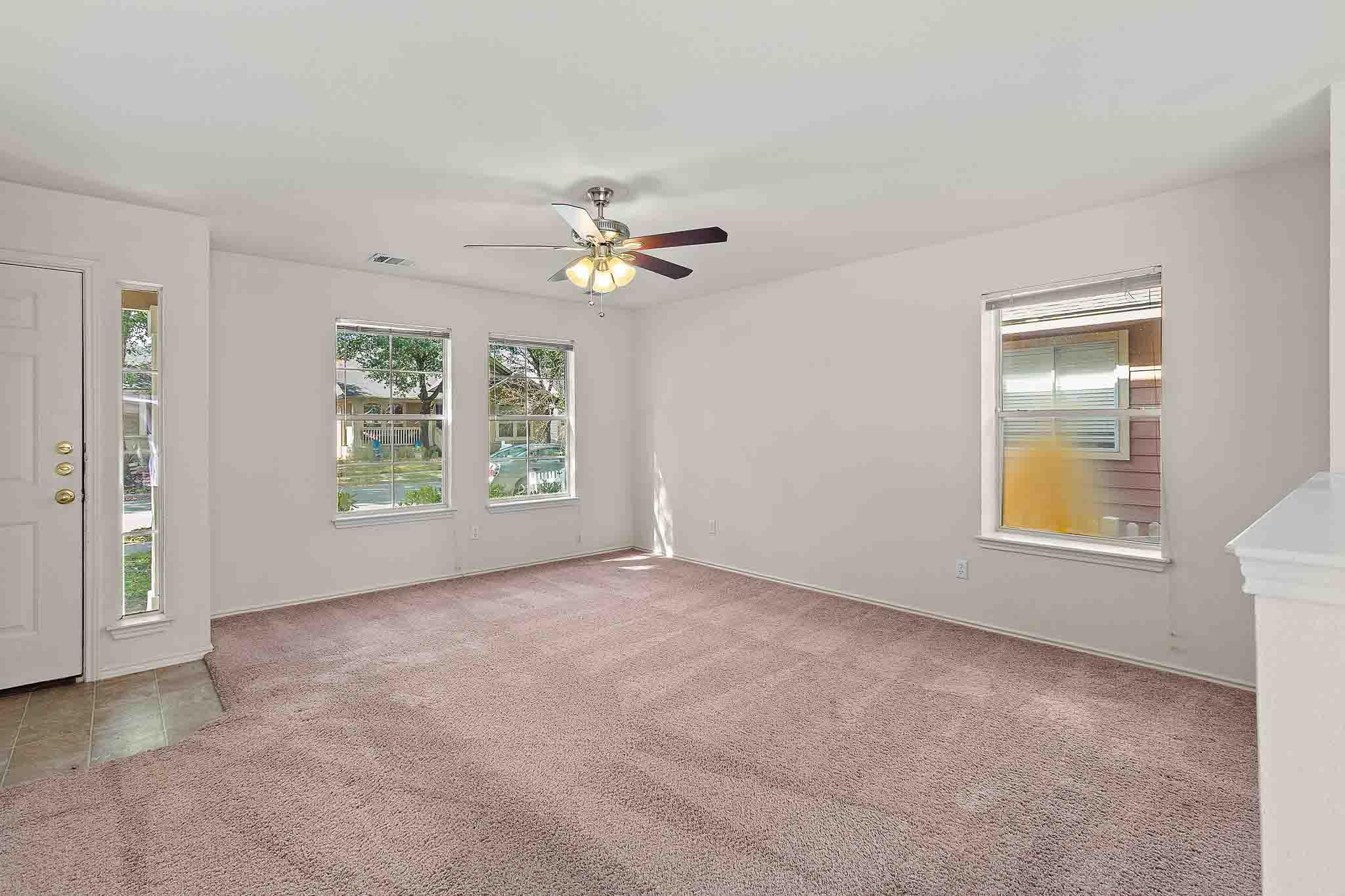 280 Strawn, Kyle, TX 78640