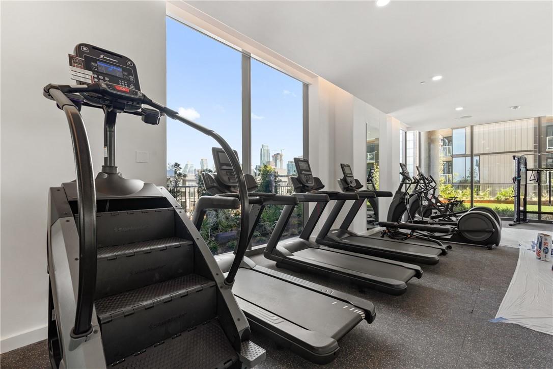 44 East Ave # 2011, Austin, TX 78701