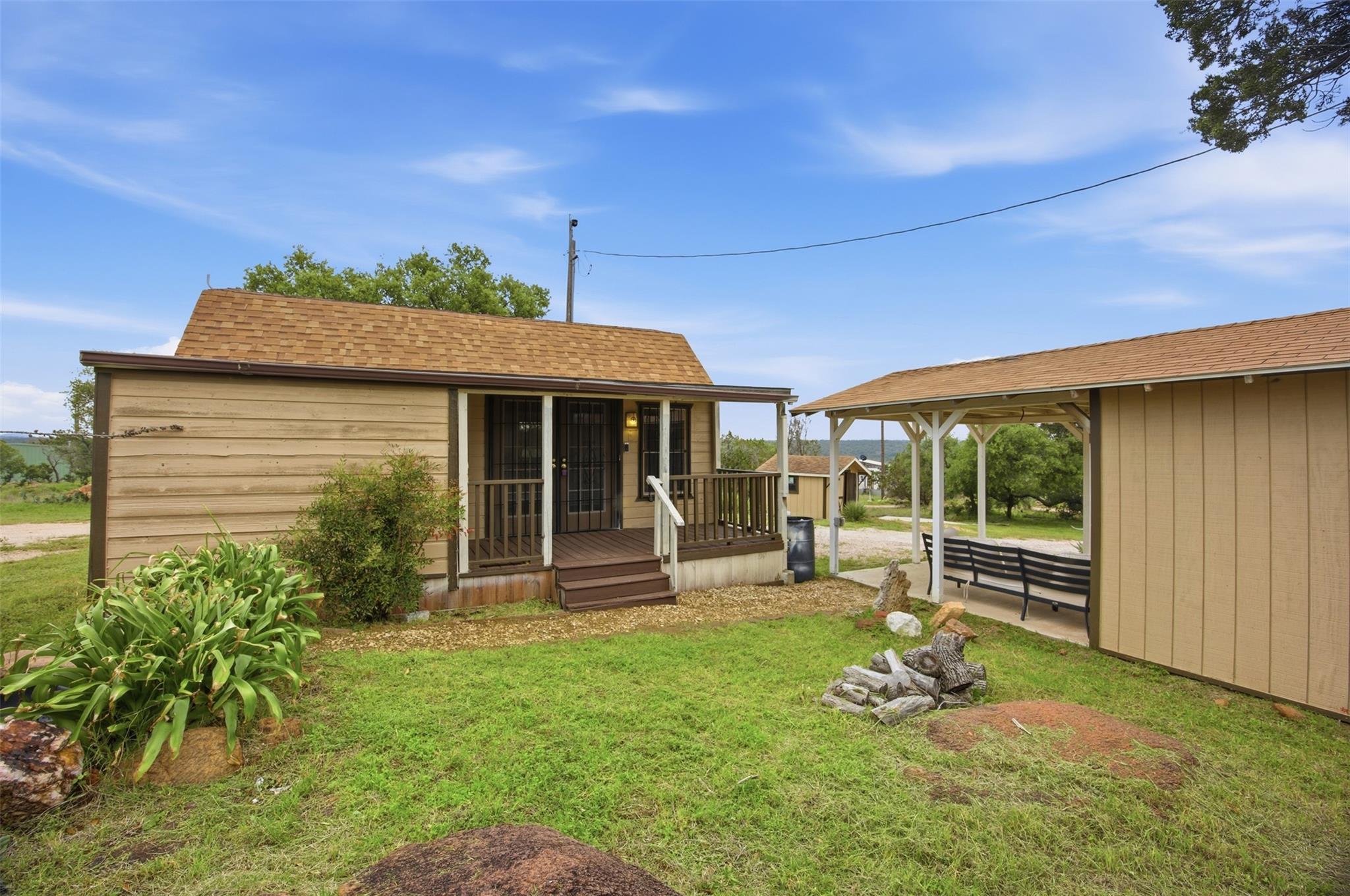 104 Ridge Rd, Burnet, TX 78611