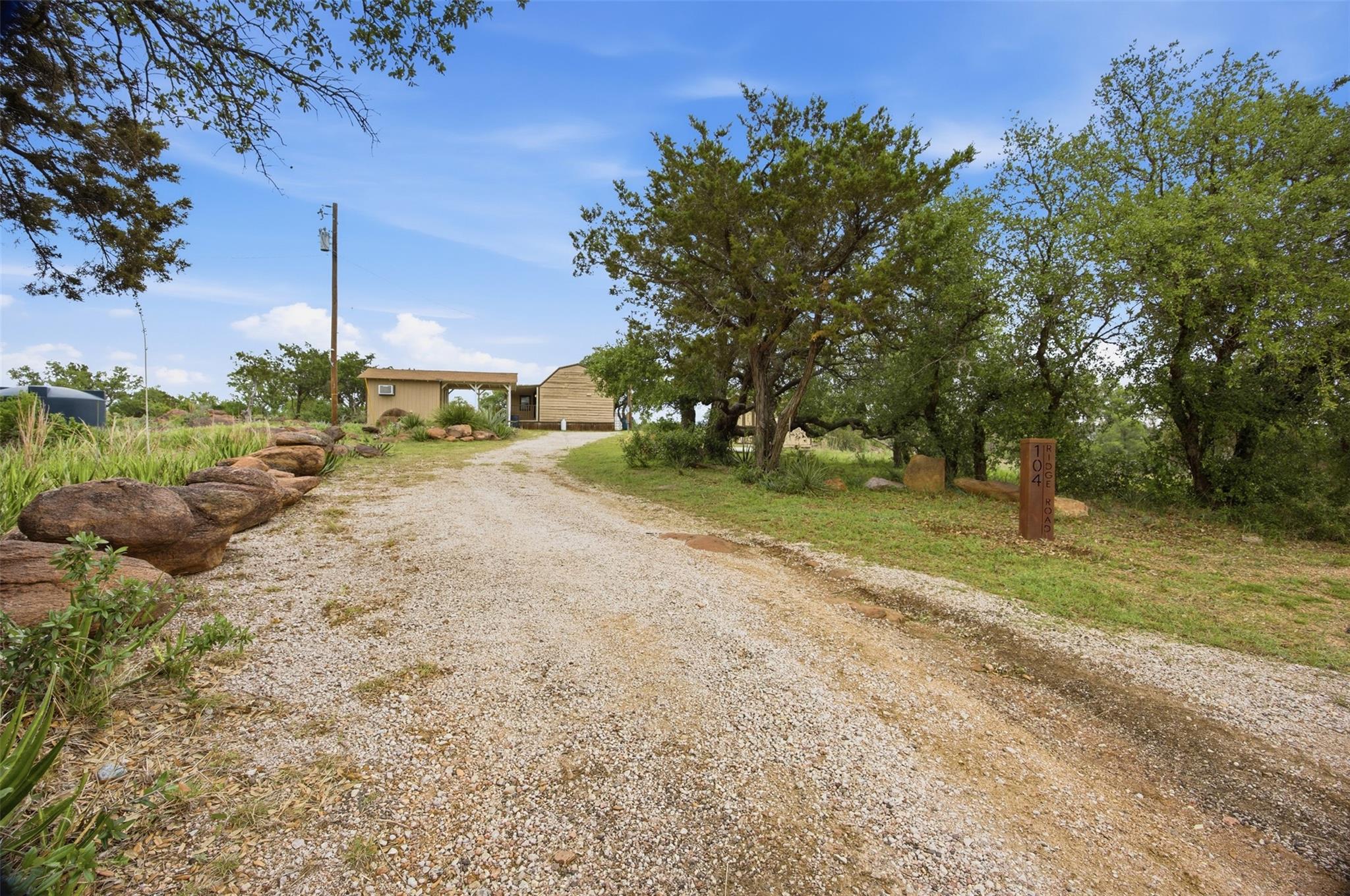 104 Ridge Rd, Burnet, TX 78611