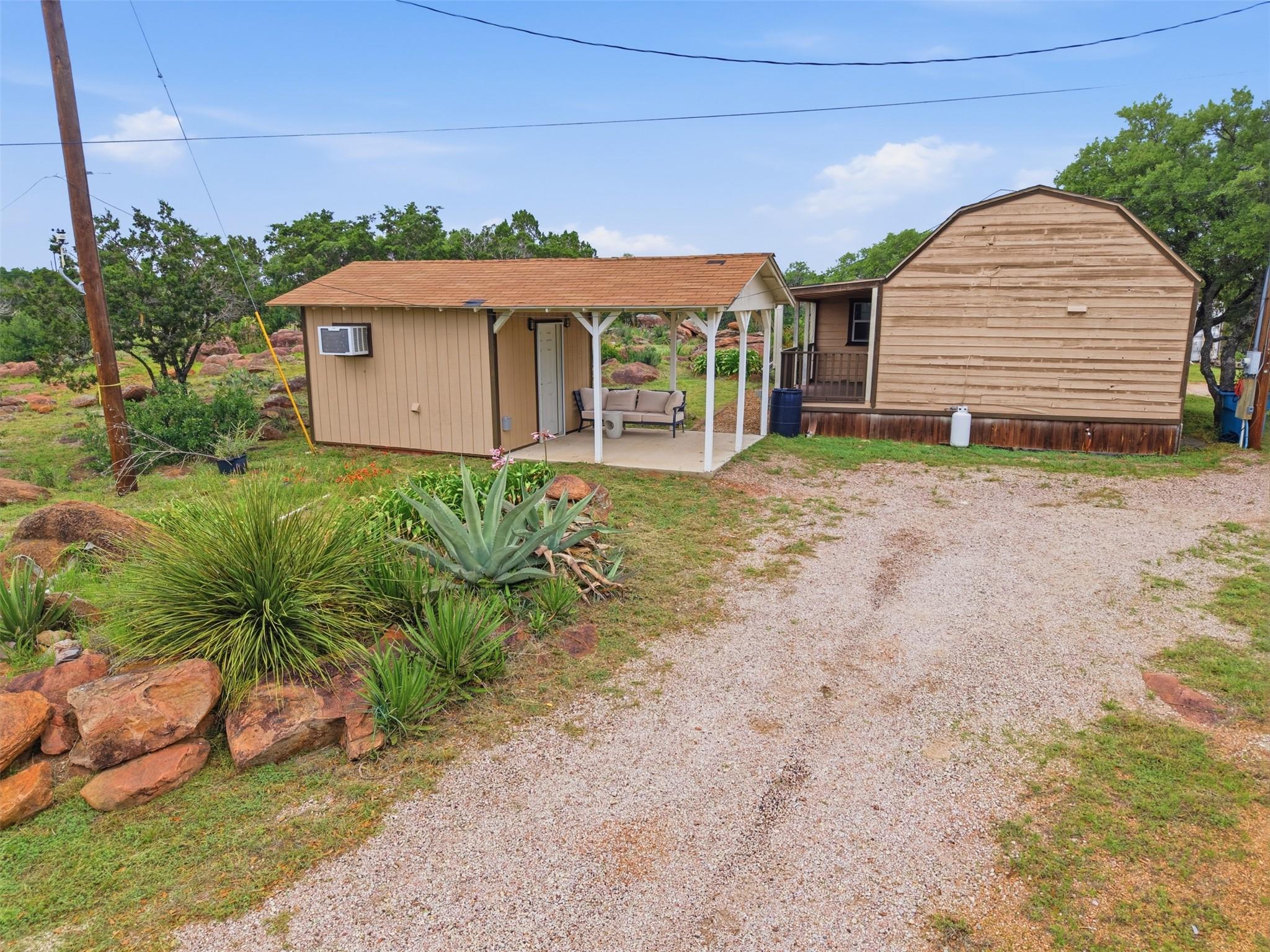 104 Ridge Rd, Burnet, TX 78611