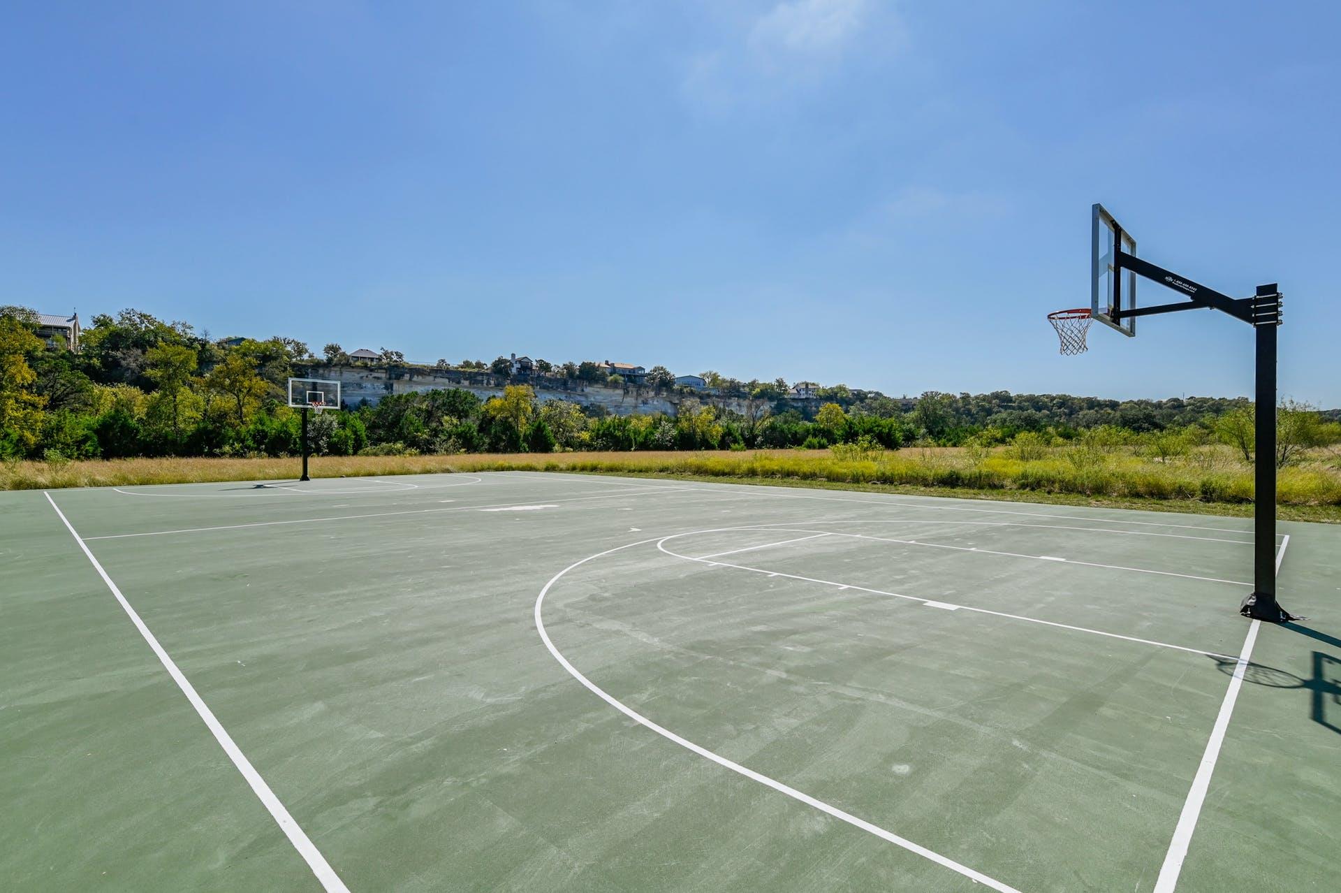 129 Barn Owl Loop, Leander, TX 78641