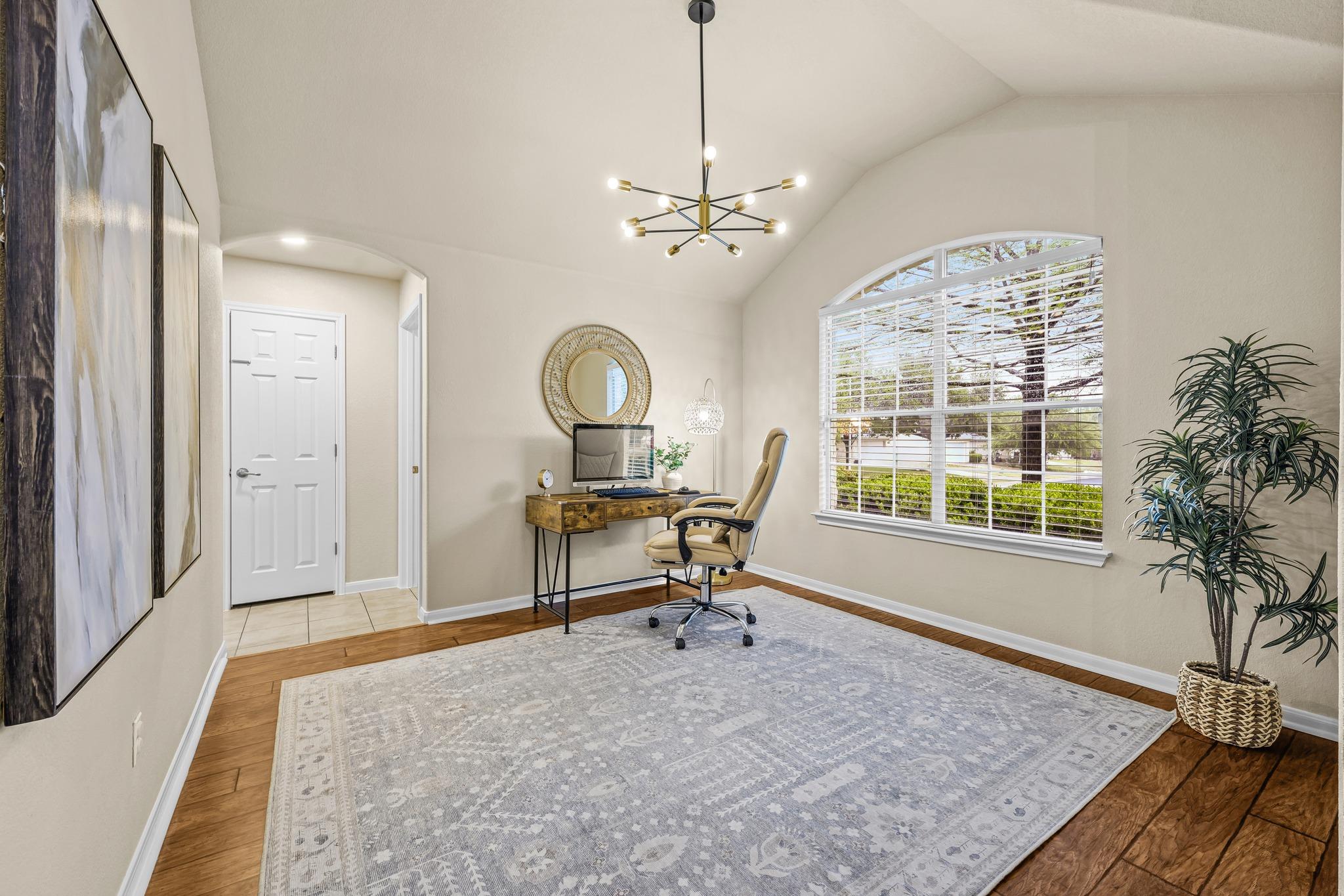 129 Barn Owl Loop, Leander, TX 78641