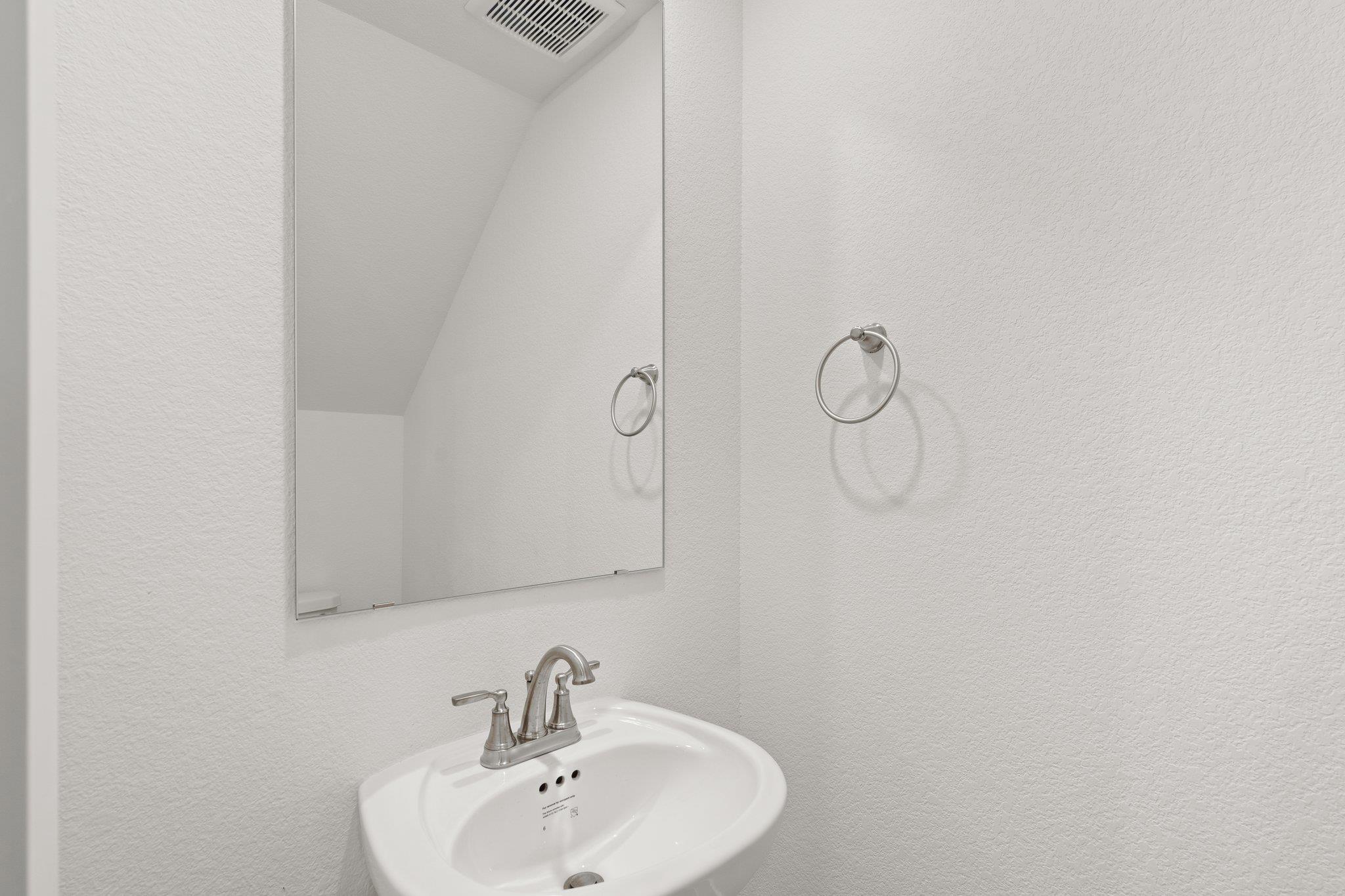 201 Flora Springs Cv, Liberty Hill, TX 78642