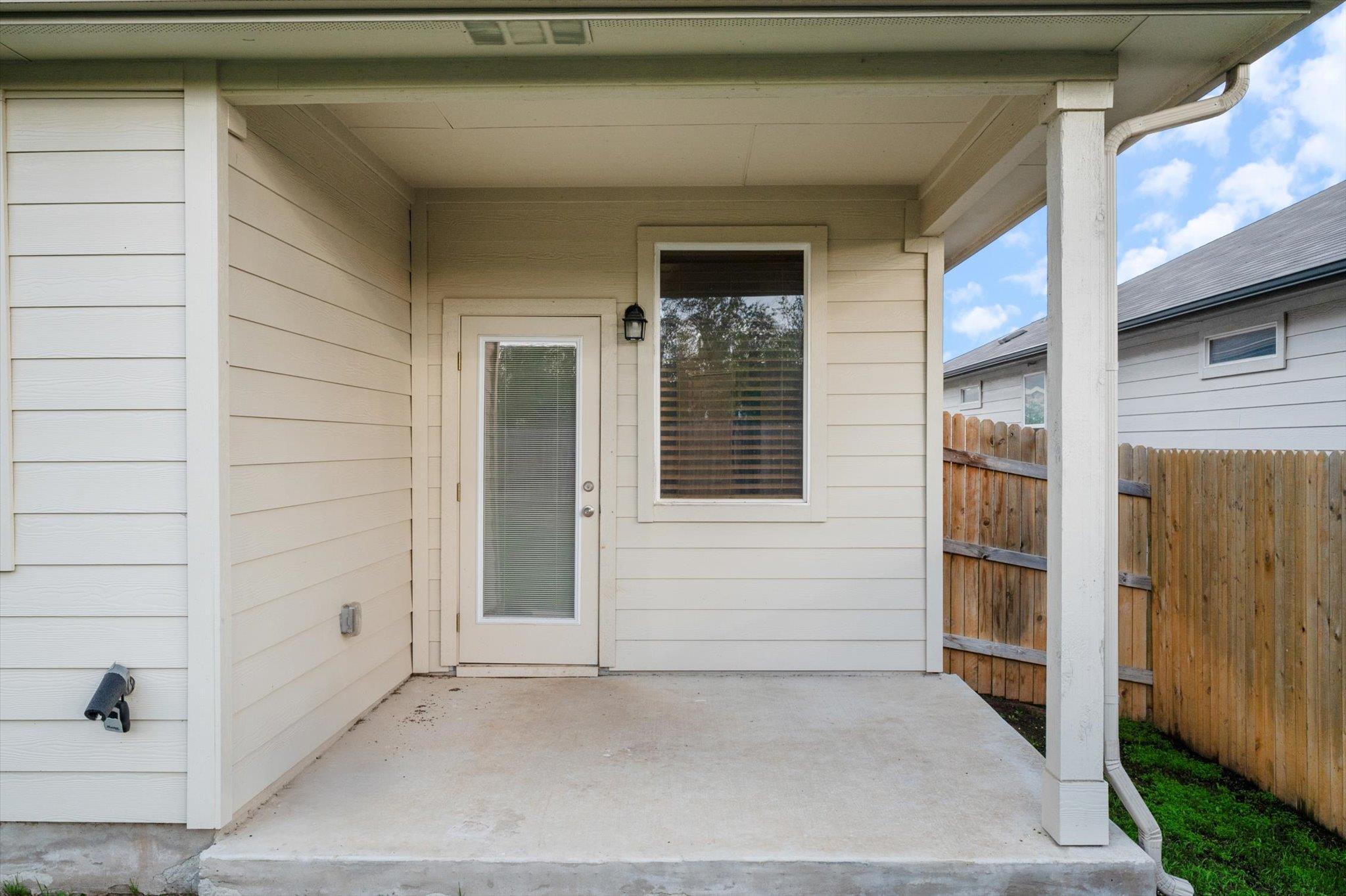 283 Carolina Buckthorn Dr, Kyle, TX 78640