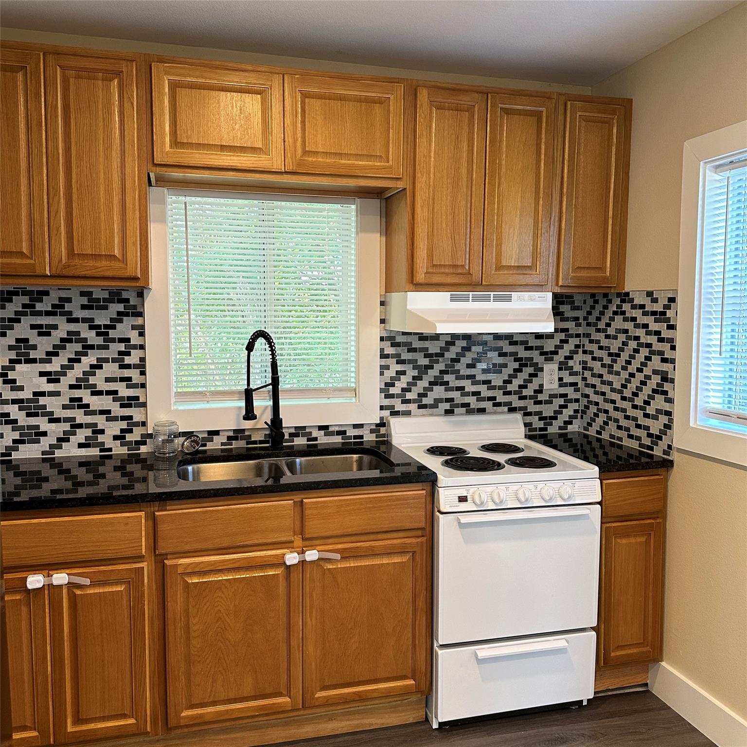 1321 Harris Hill Rd, San Marcos, TX 78666