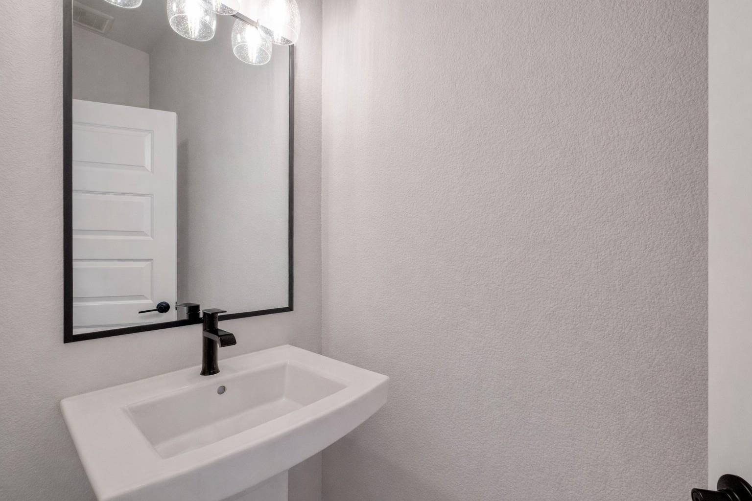 109 Isaac White Dr, Bastrop, TX 78602