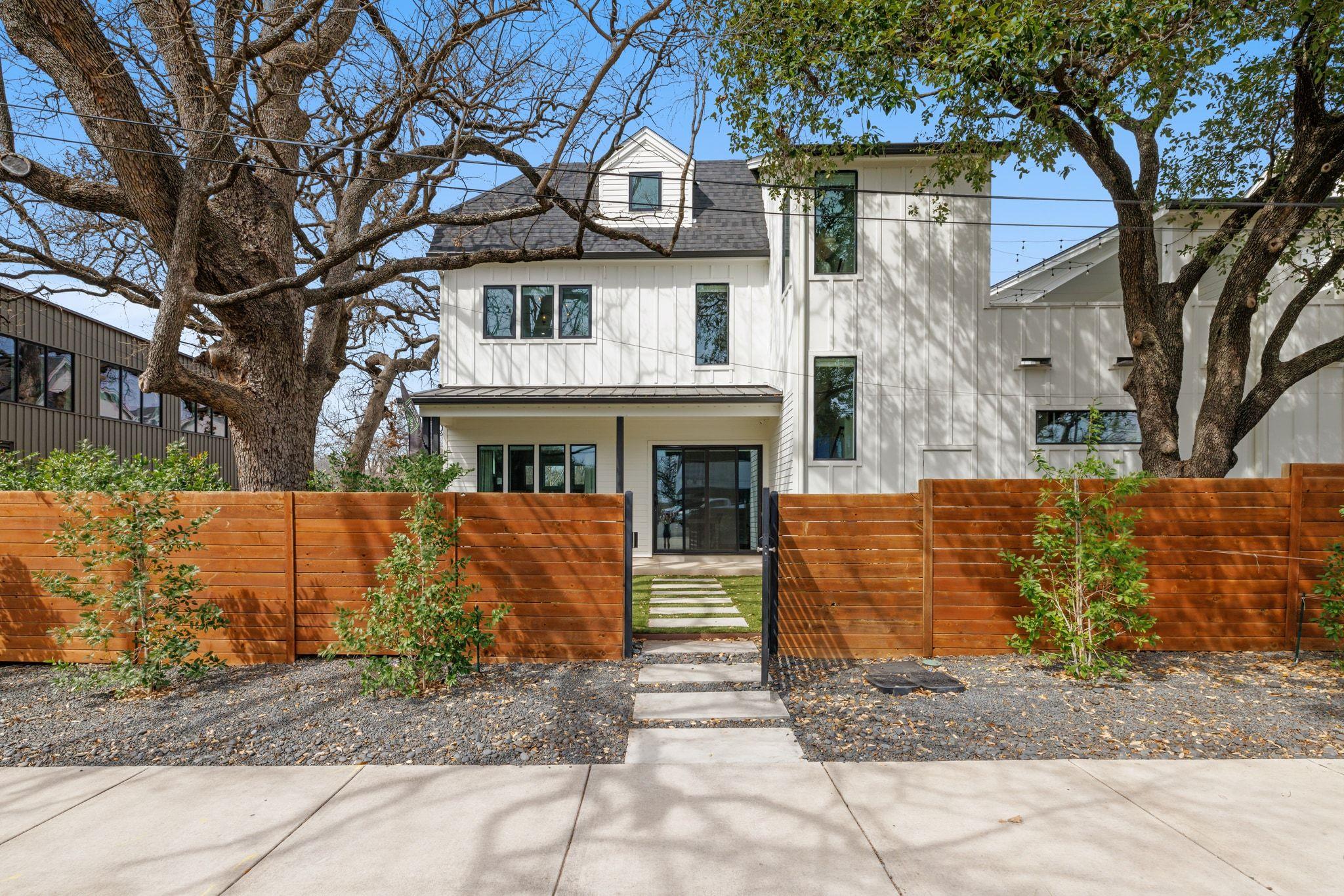 1101 W 39 1/2 St # B, Austin, TX 78756