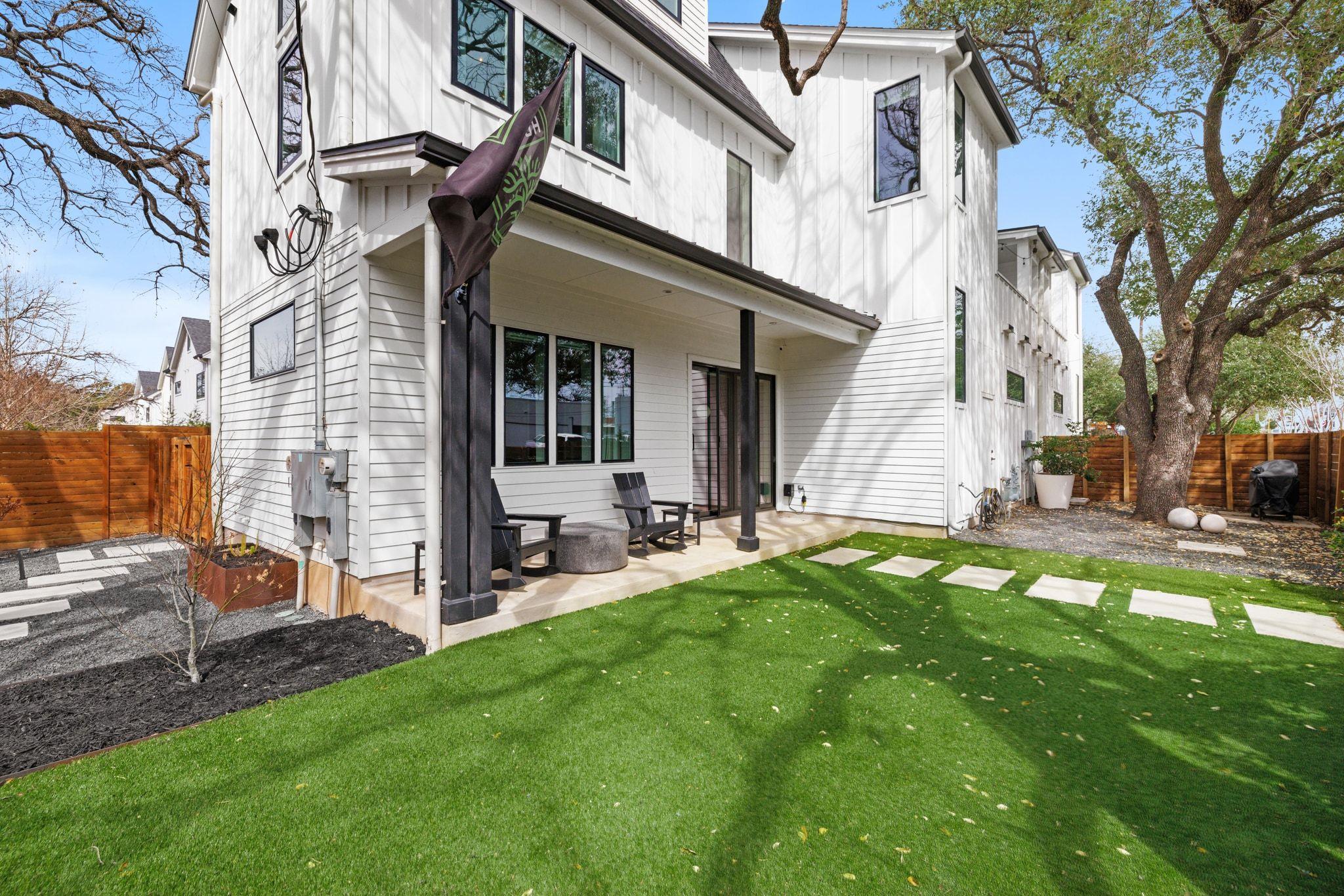 1101 W 39 1/2 St # B, Austin, TX 78756