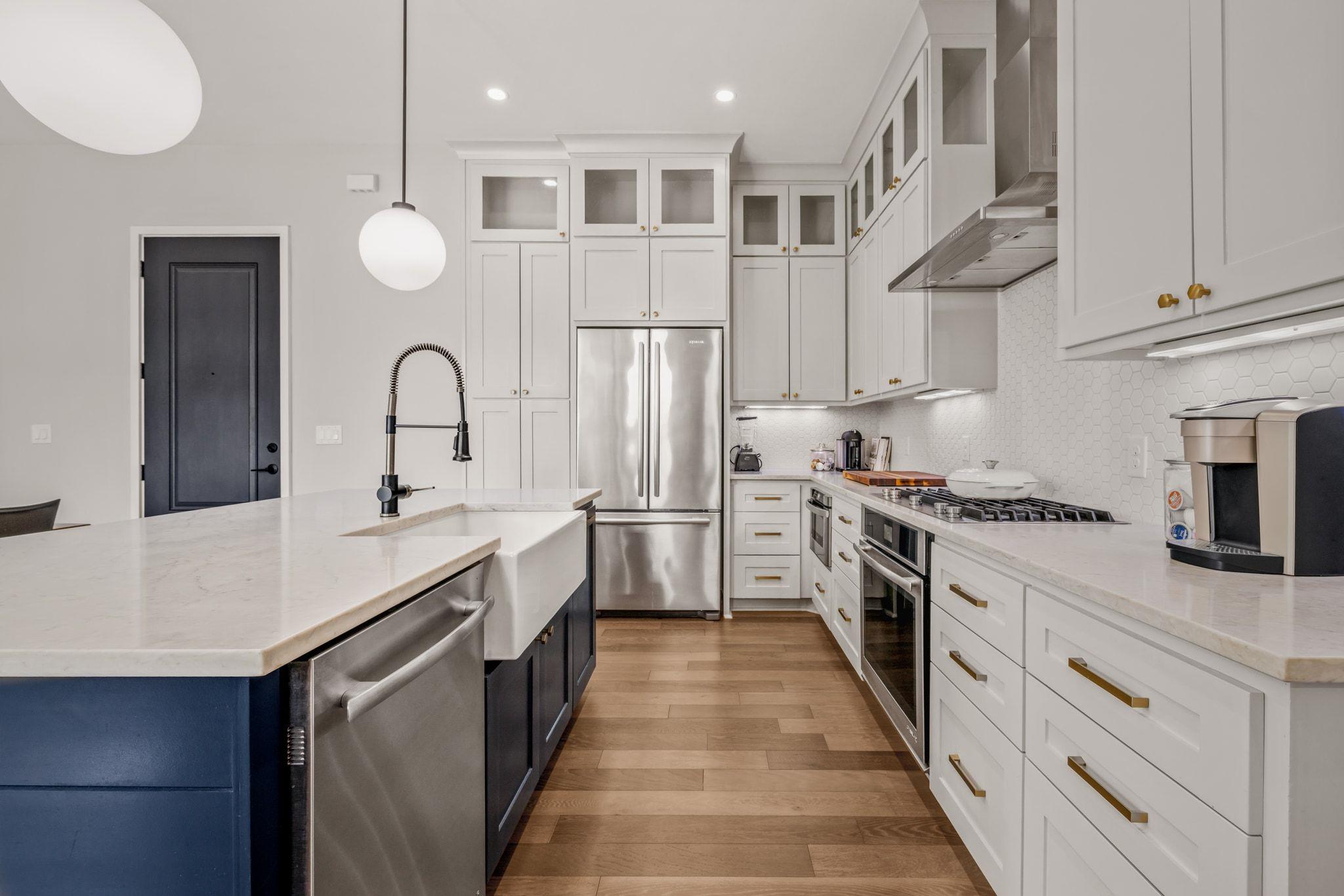 1101 W 39 1/2 St # B, Austin, TX 78756