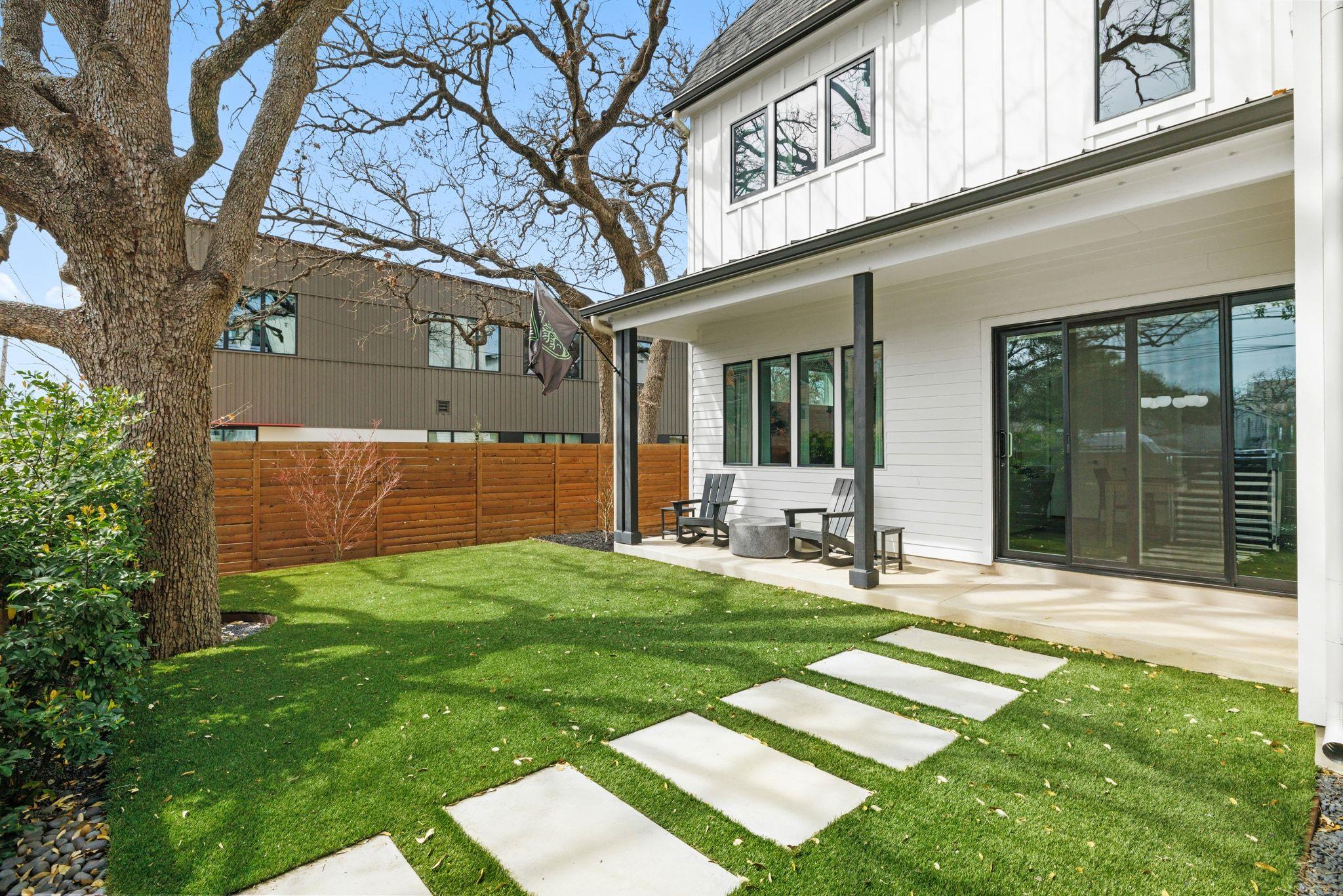 1101 W 39 1/2 St # B, Austin, TX 78756