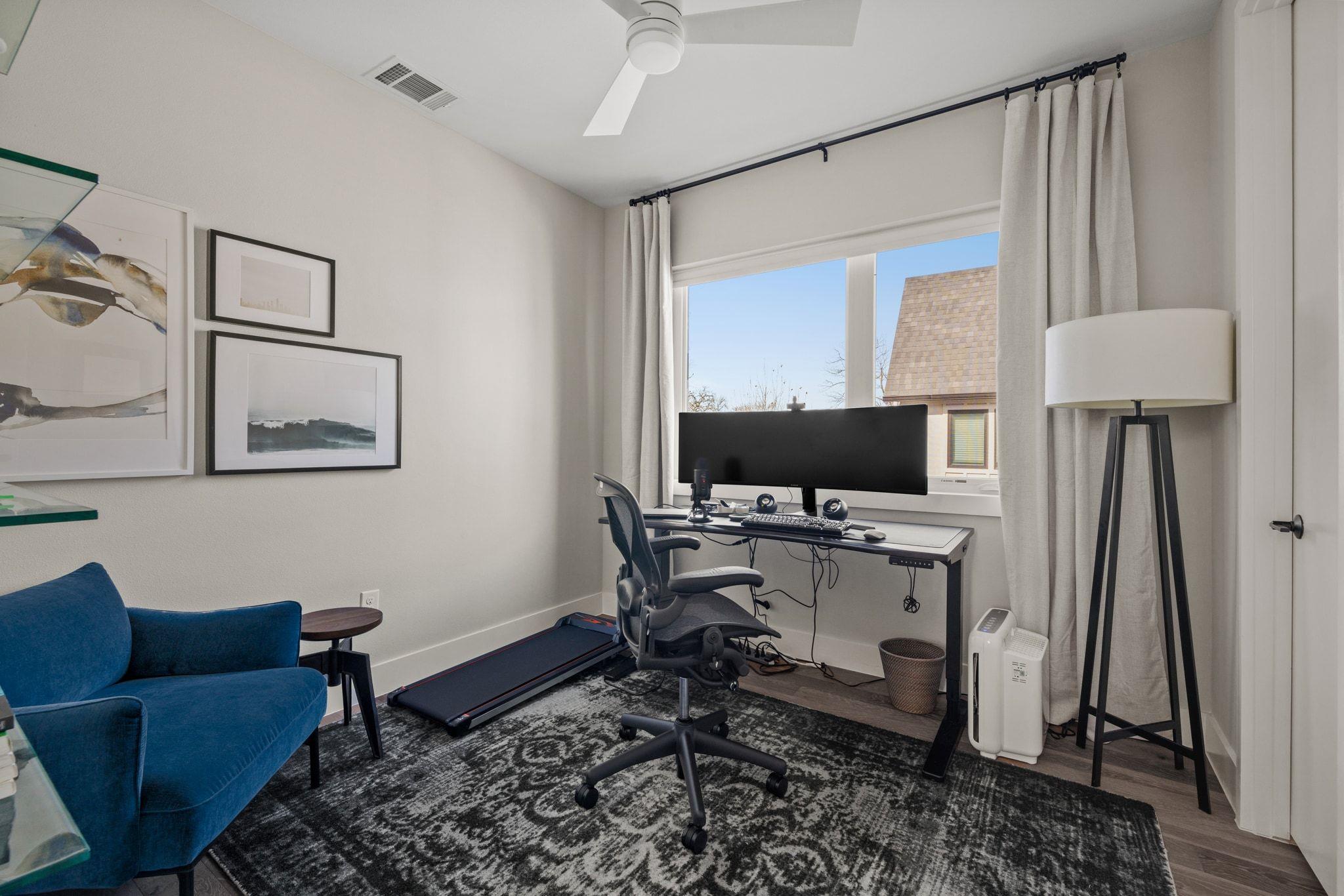 1101 W 39 1/2 St # B, Austin, TX 78756