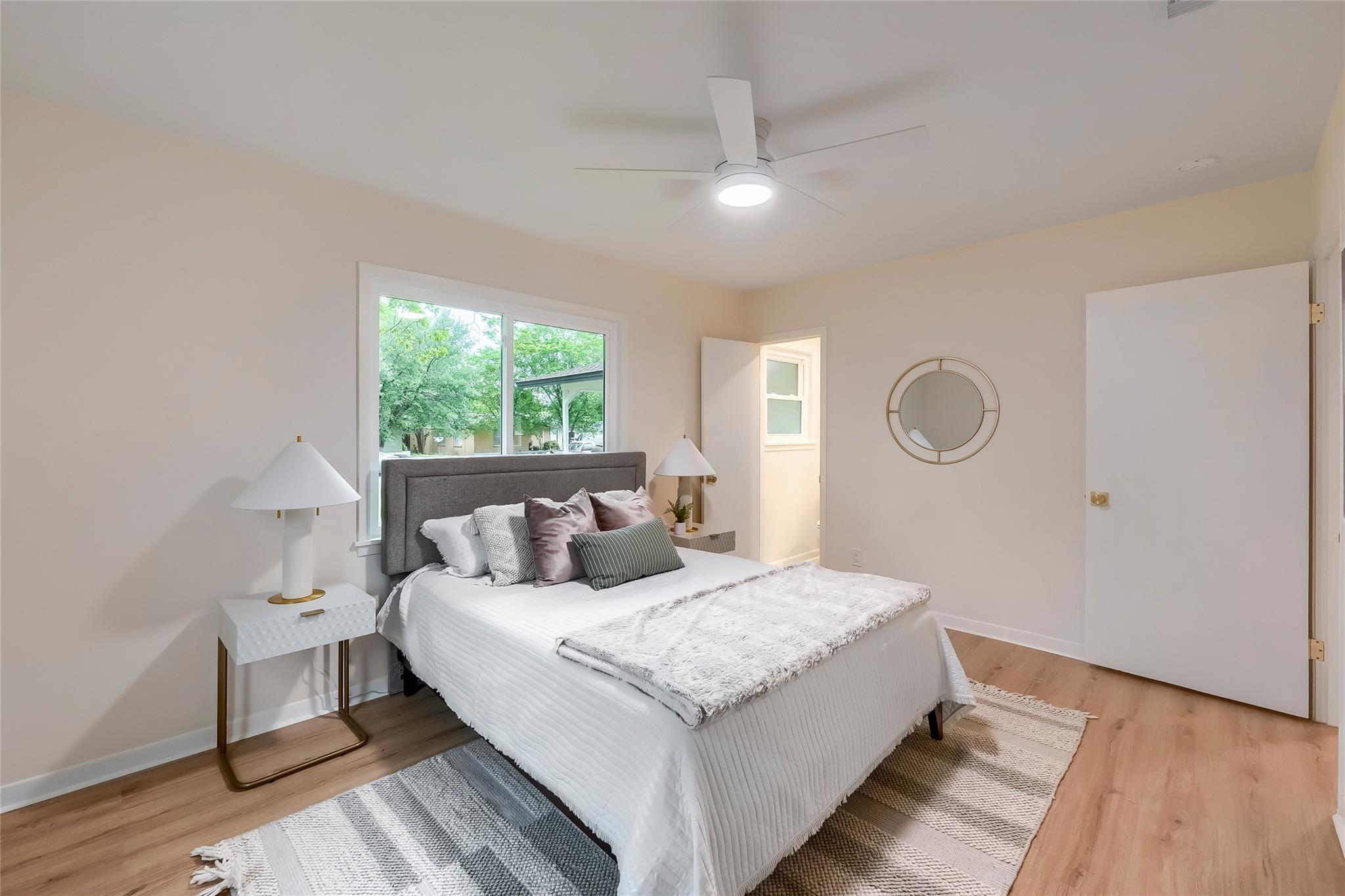 5907 Eureka Dr, Austin, TX 78745