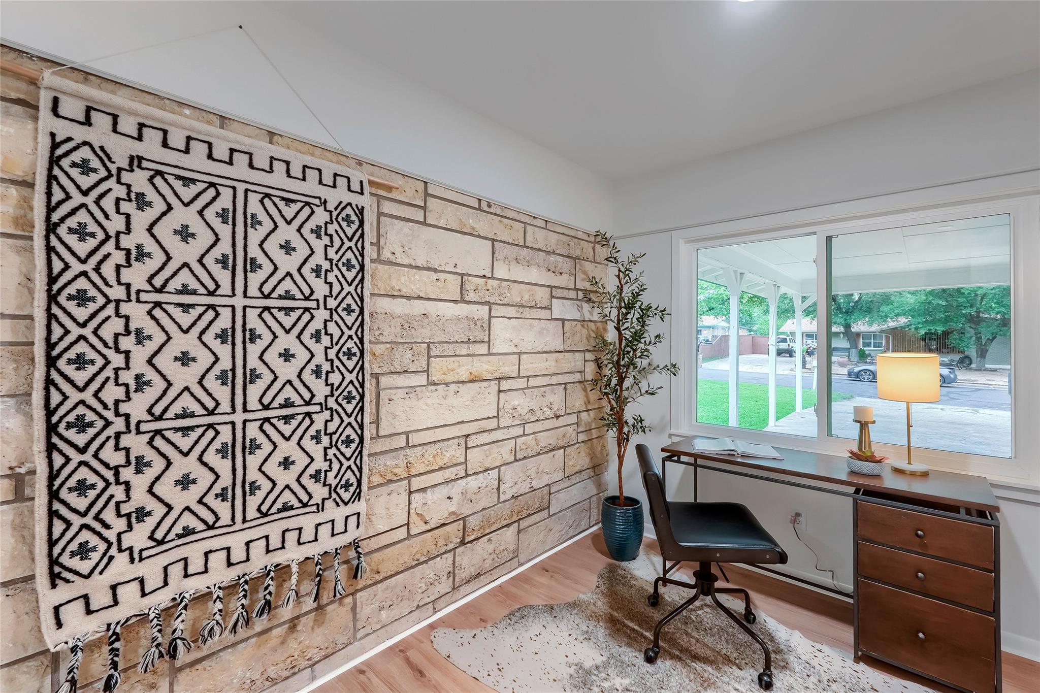 5907 Eureka Dr, Austin, TX 78745