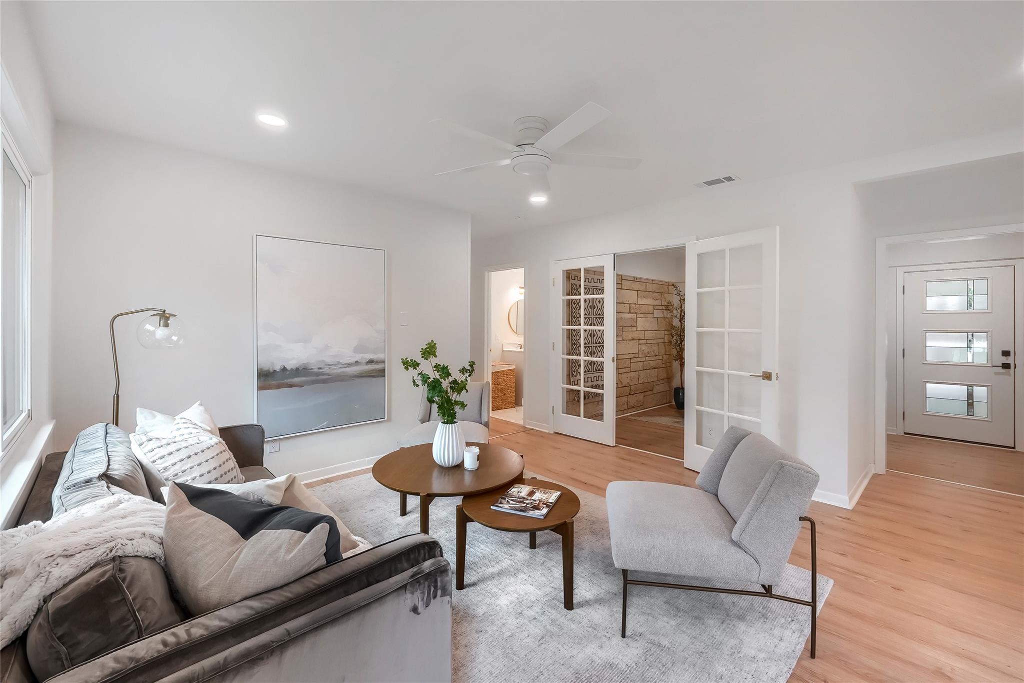 5907 Eureka Dr, Austin, TX 78745