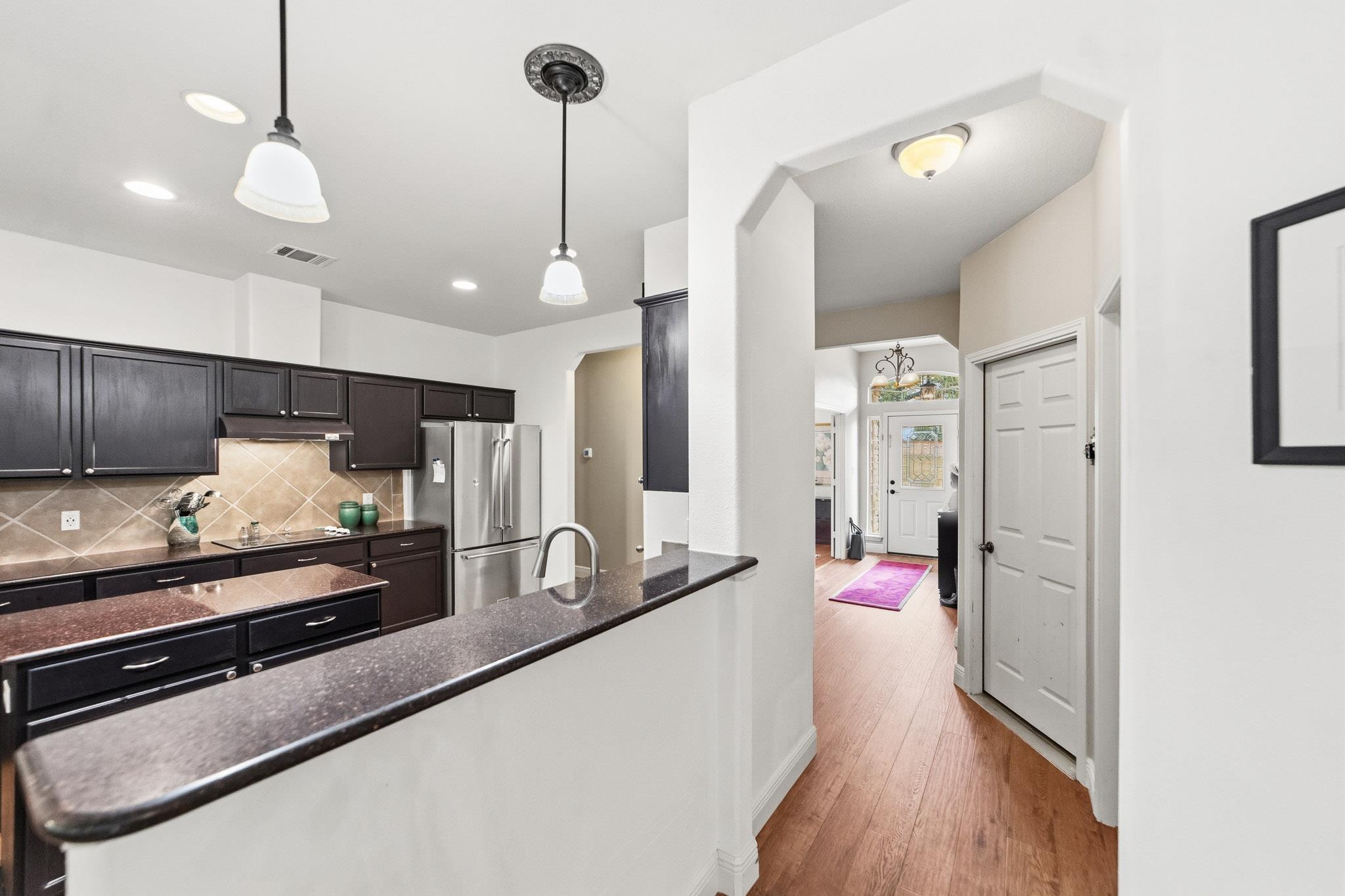 2602 Warren Cv, Lago Vista, TX 78645