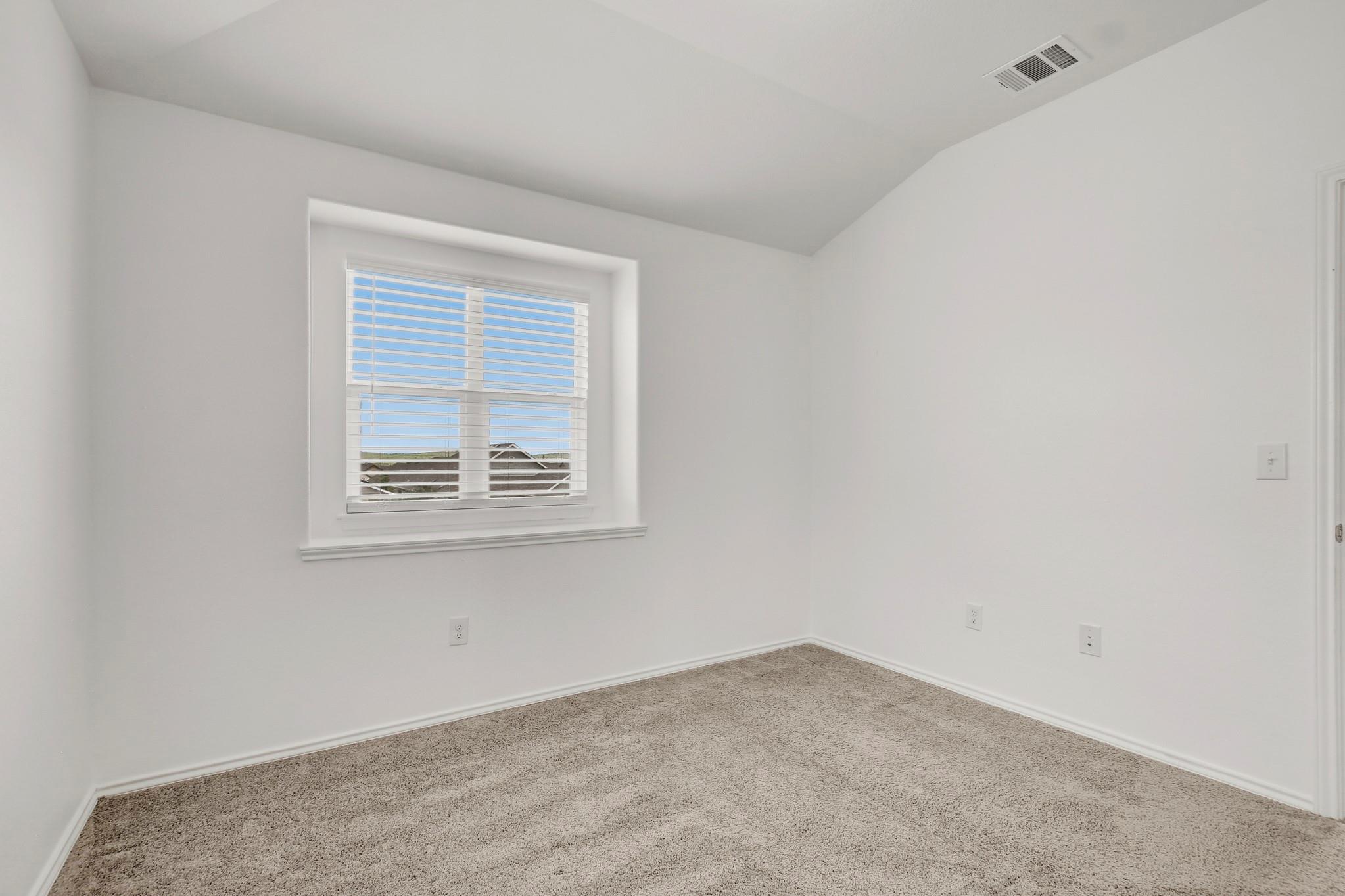 6512 Wagon Spring St, Del Valle, TX 78617