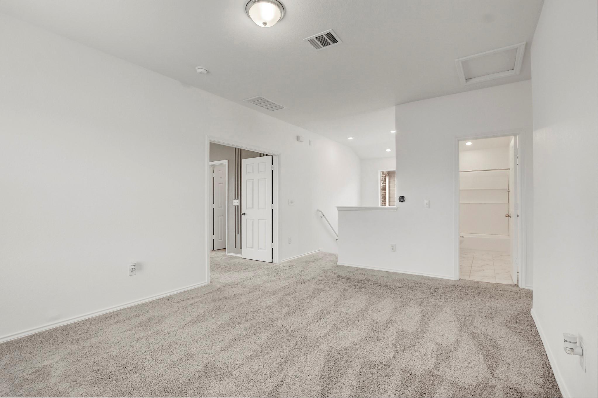 6512 Wagon Spring St, Del Valle, TX 78617