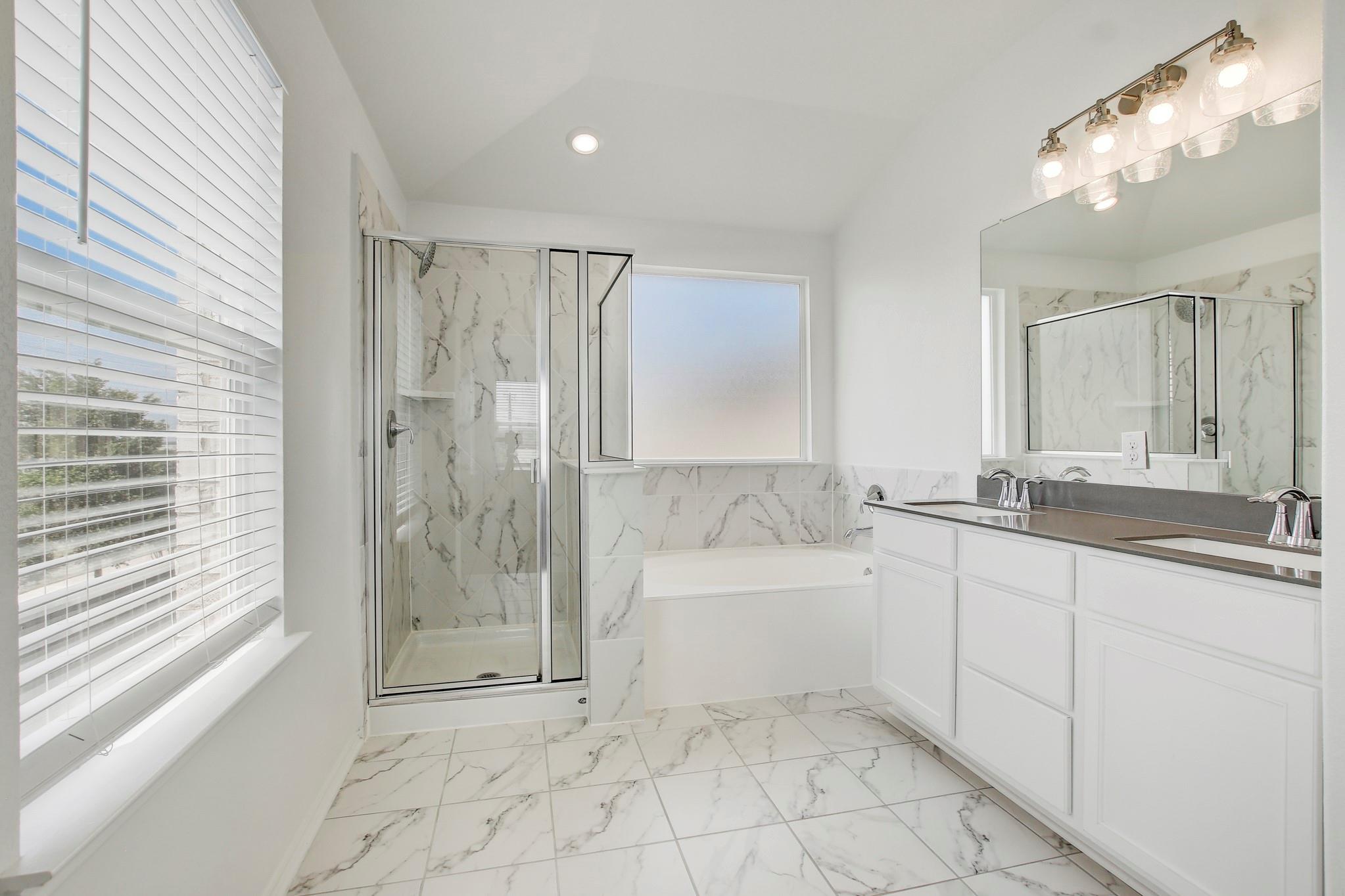 6512 Wagon Spring St, Del Valle, TX 78617