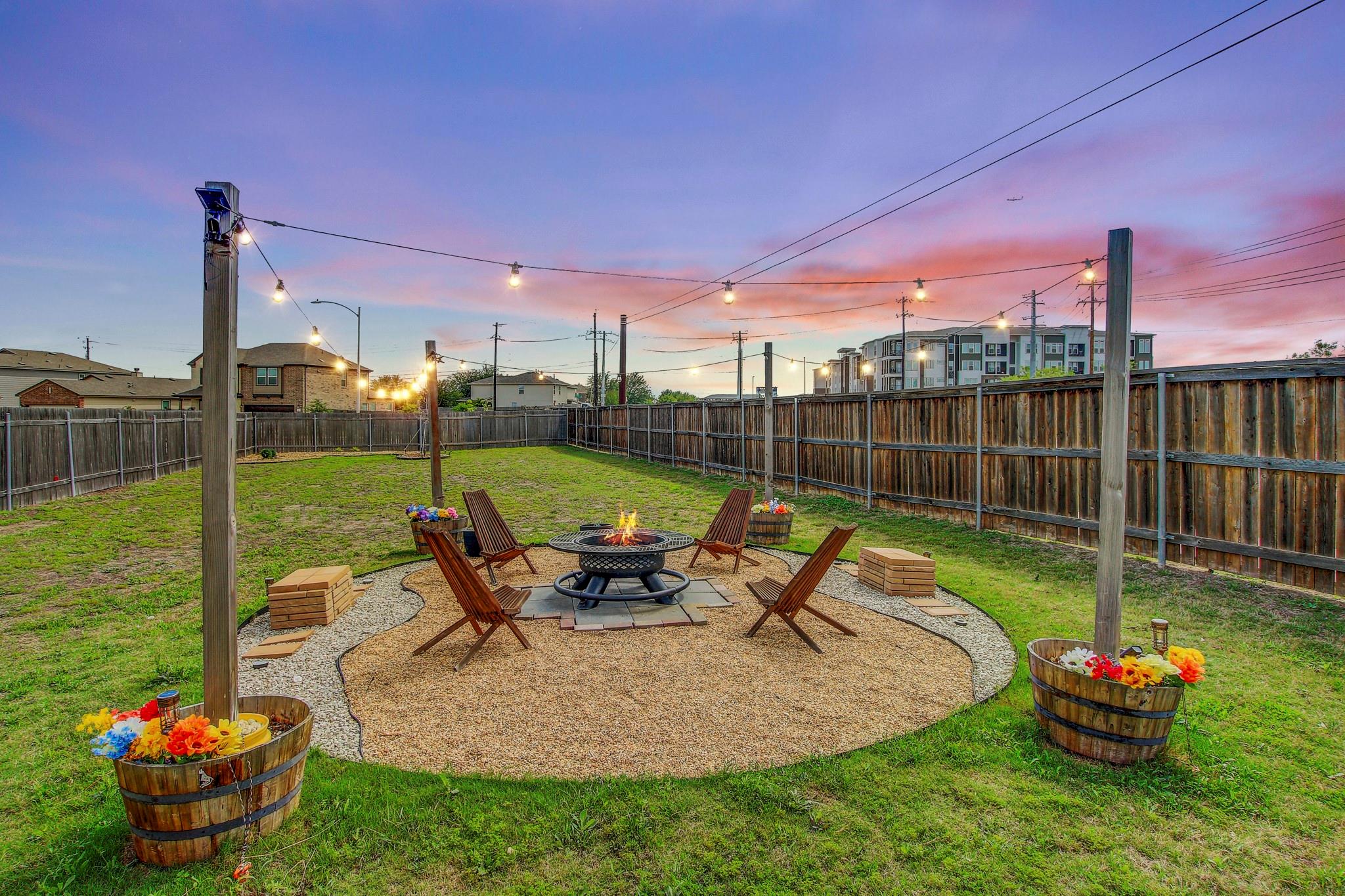 6512 Wagon Spring St, Del Valle, TX 78617