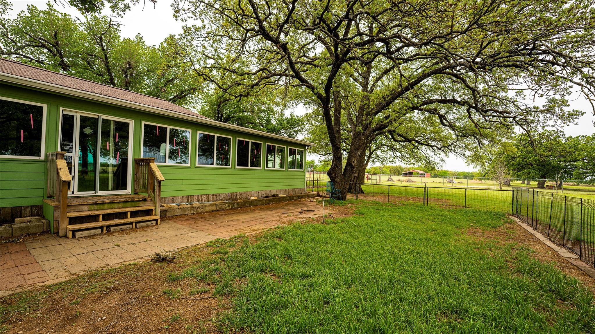 2234 County Road 434 Loop, Rockdale, TX 76567
