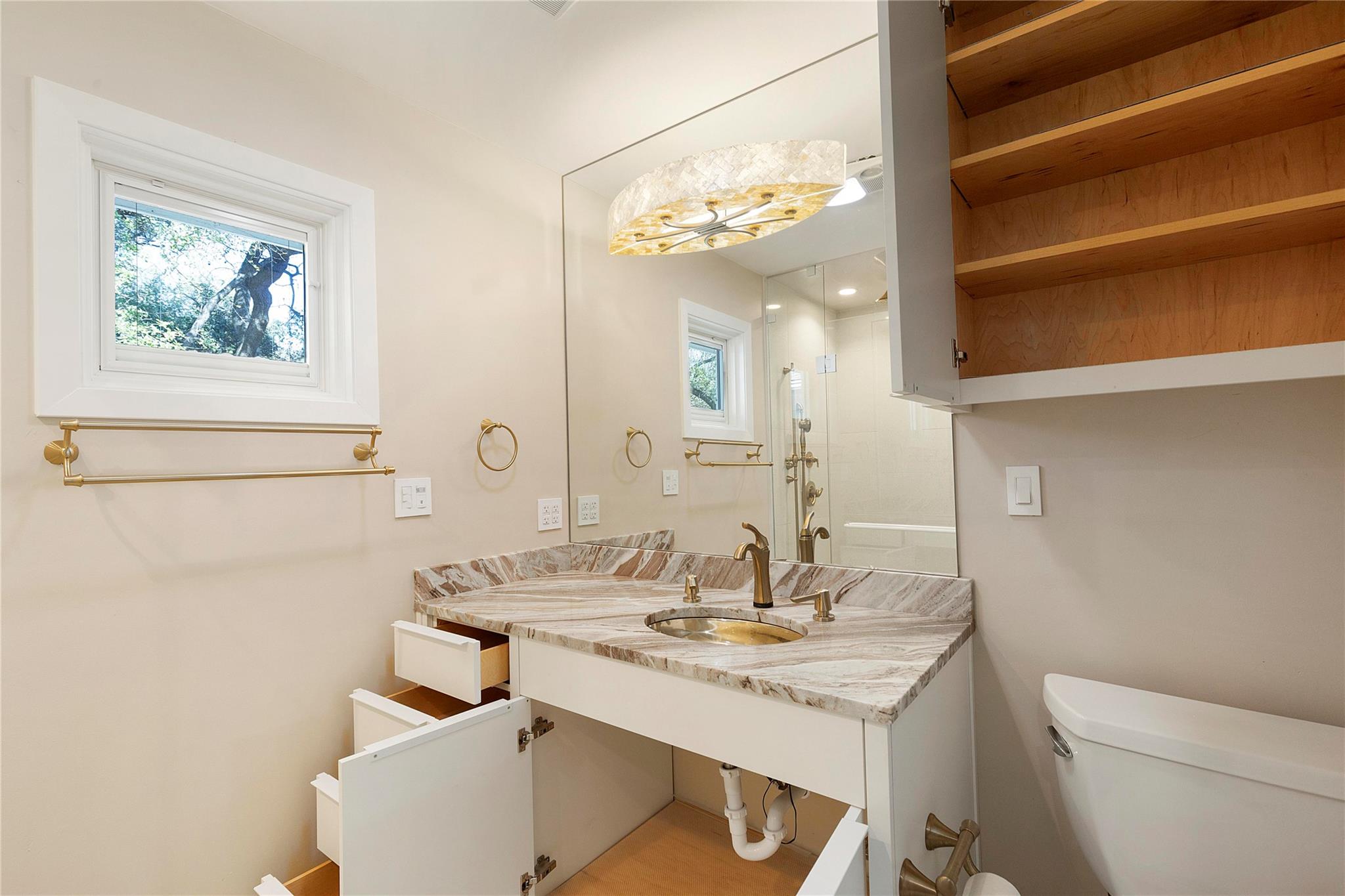 5902 Highland Pass, Austin, TX 78731