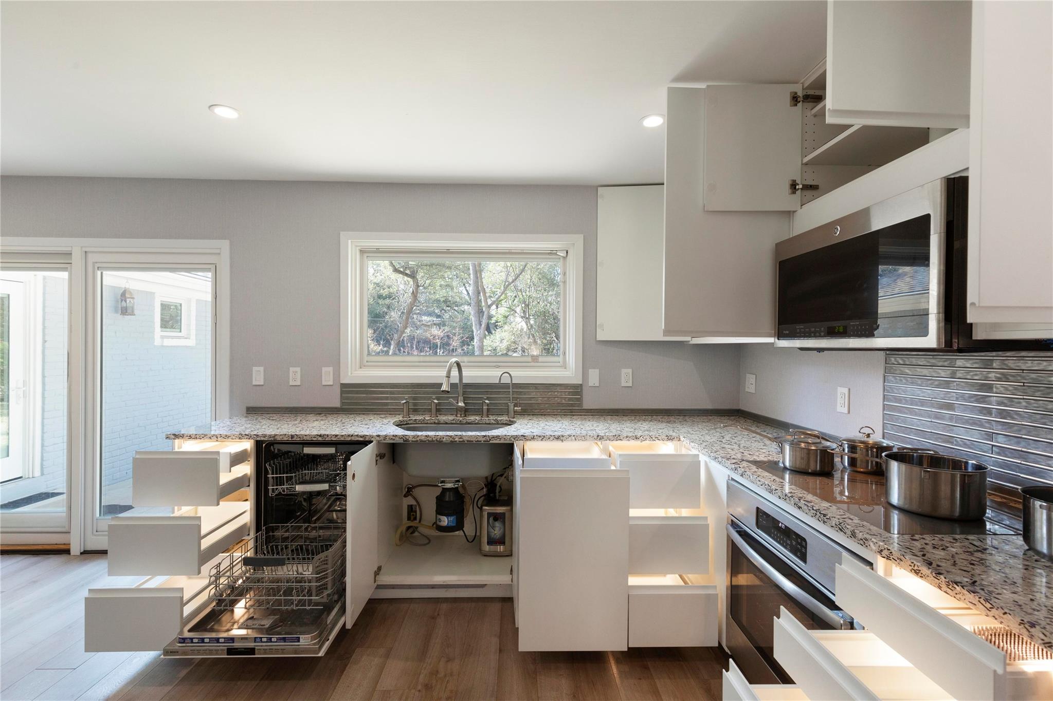 5902 Highland Pass, Austin, TX 78731