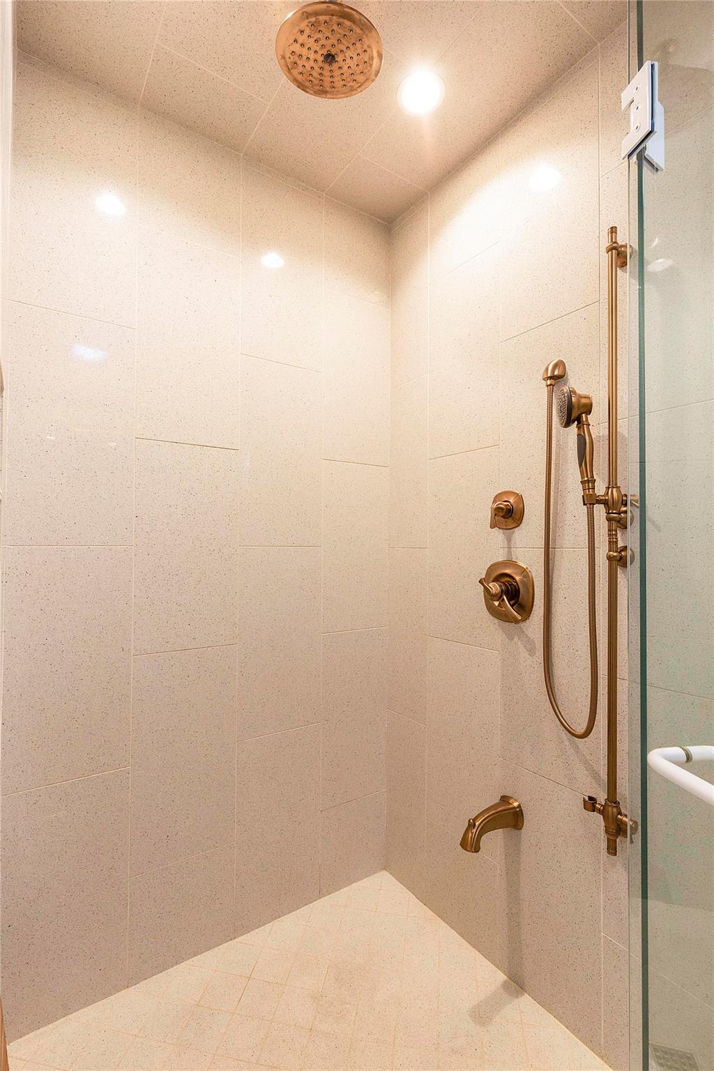 5902 Highland Pass, Austin, TX 78731