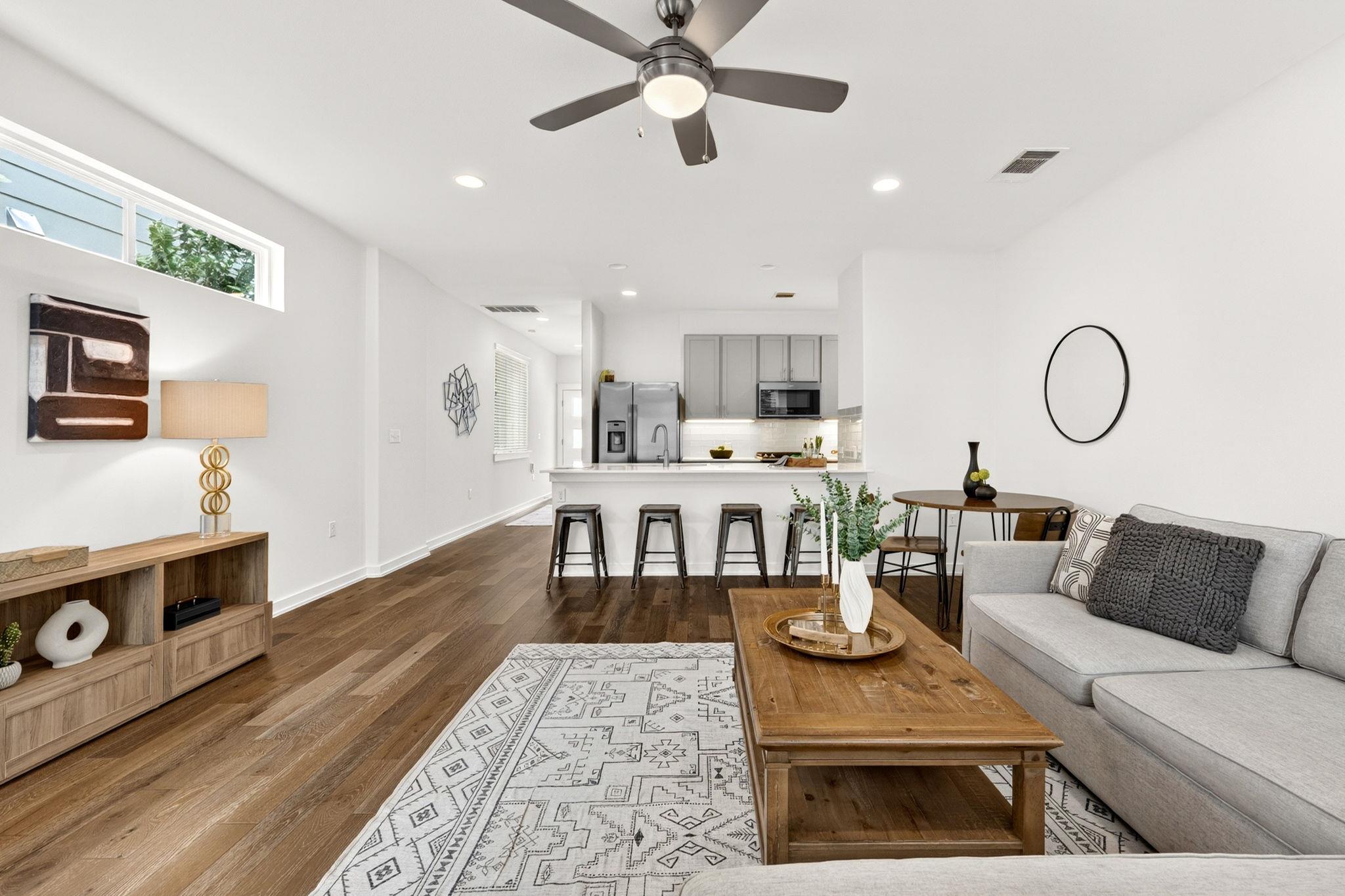 6800 Menchaca Rd # 13, Austin, TX 78745