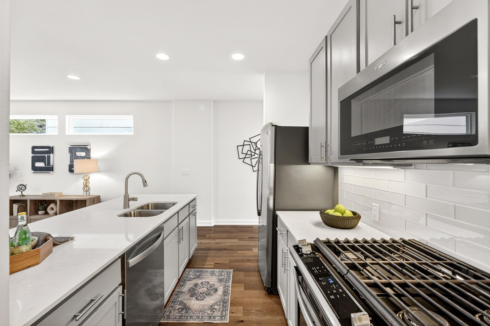 6800 Menchaca Rd # 13, Austin, TX 78745