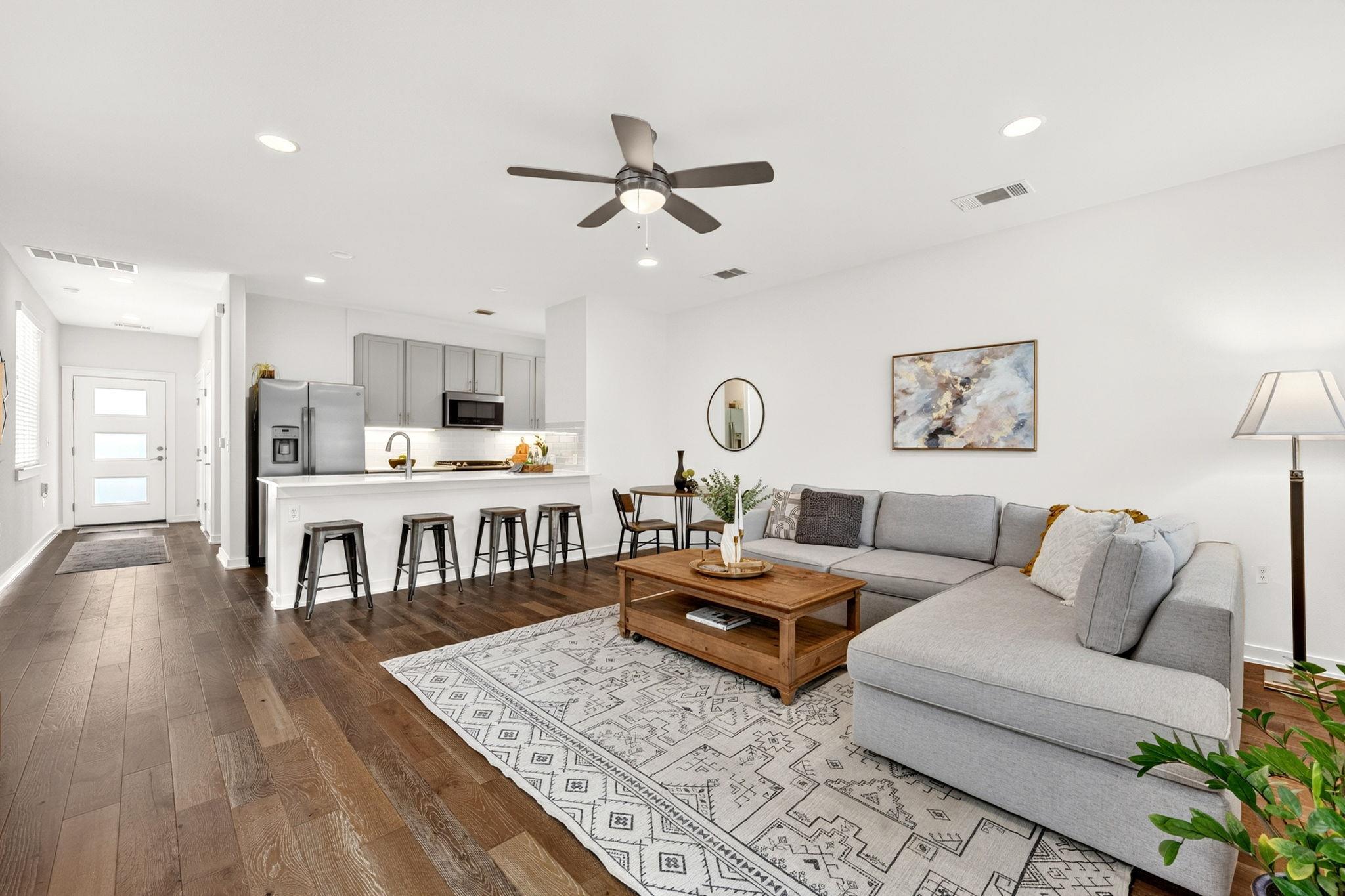 6800 Menchaca Rd # 13, Austin, TX 78745