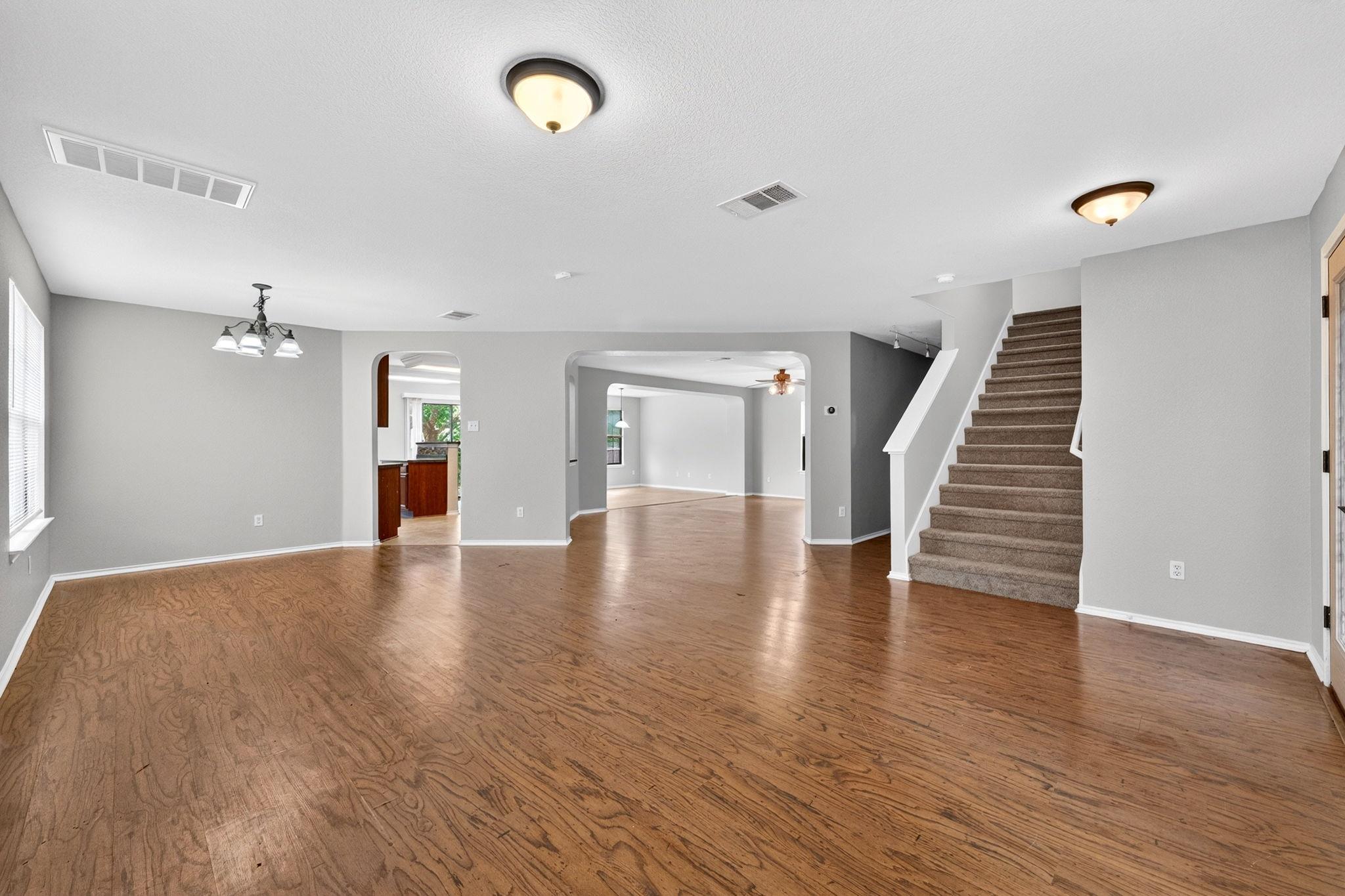 204 Lauren Loop, Leander, TX 78641