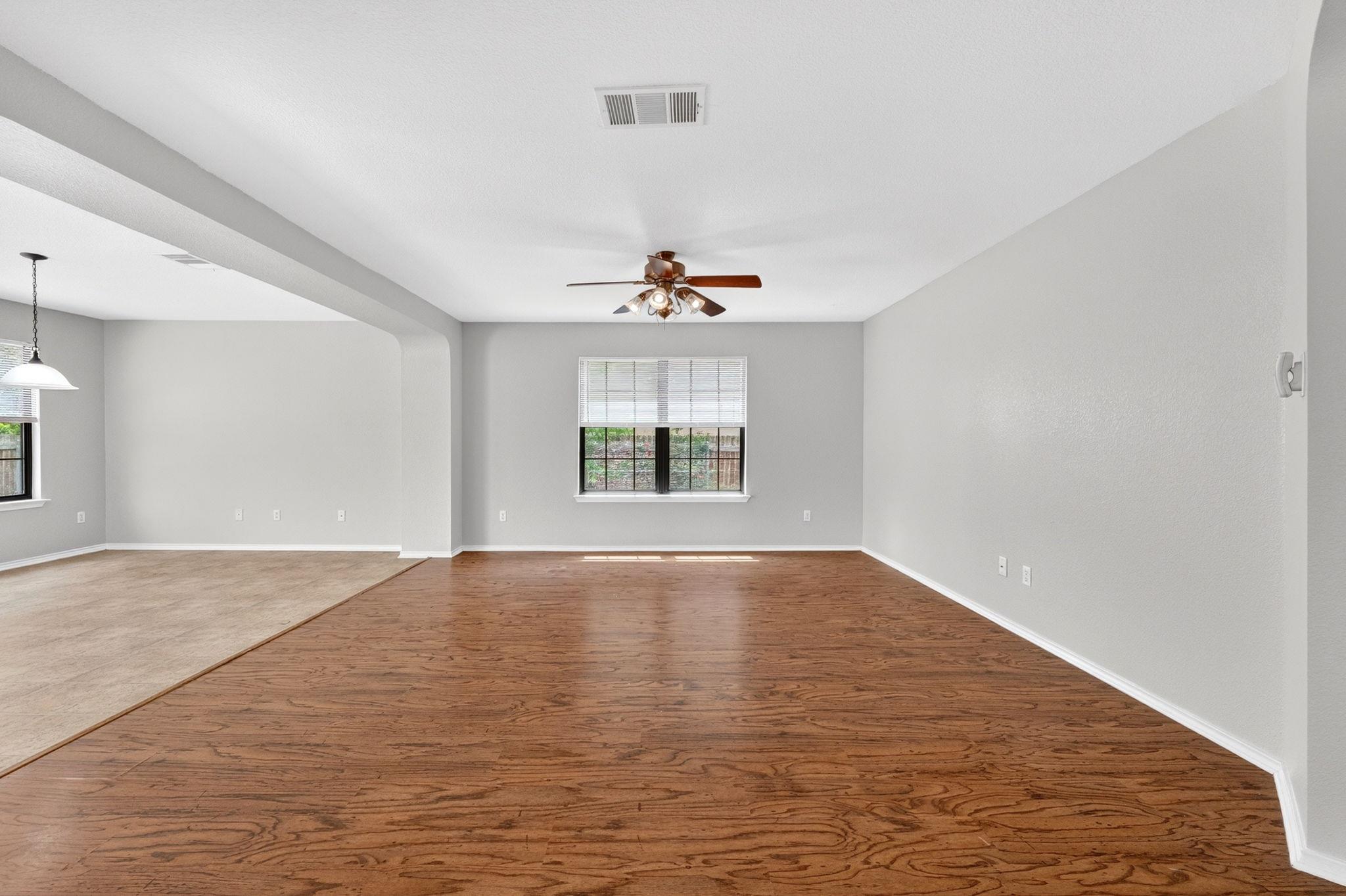 204 Lauren Loop, Leander, TX 78641