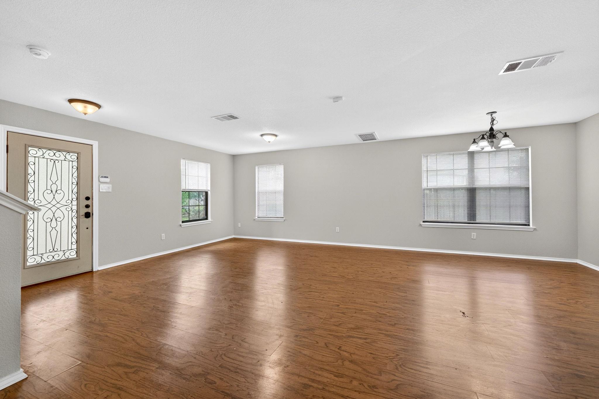 204 Lauren Loop, Leander, TX 78641