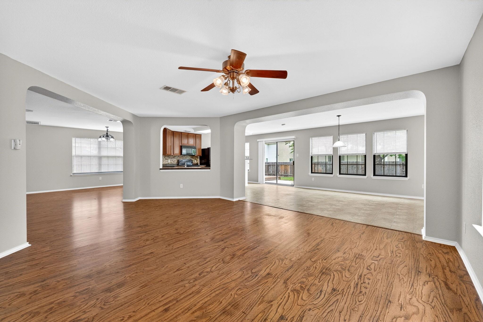 204 Lauren Loop, Leander, TX 78641