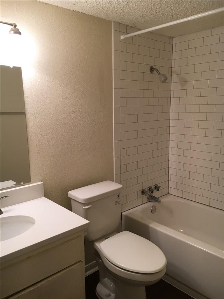 4709 Harmon Ave # 304, Austin, TX 78751