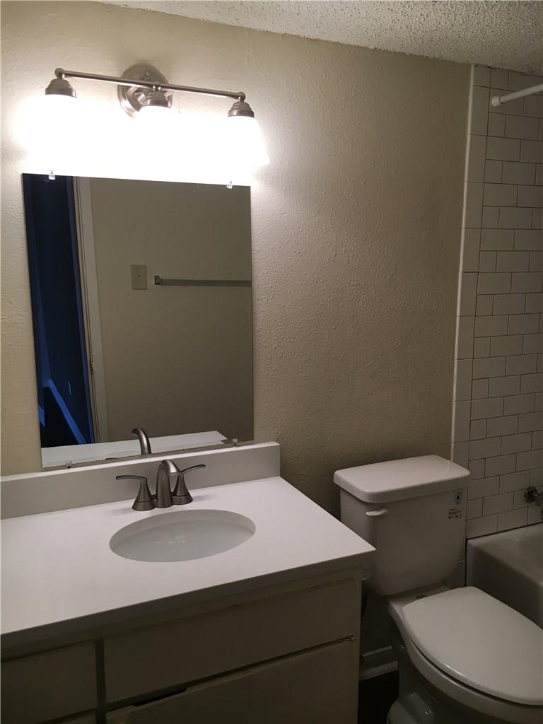 4709 Harmon Ave # 304, Austin, TX 78751