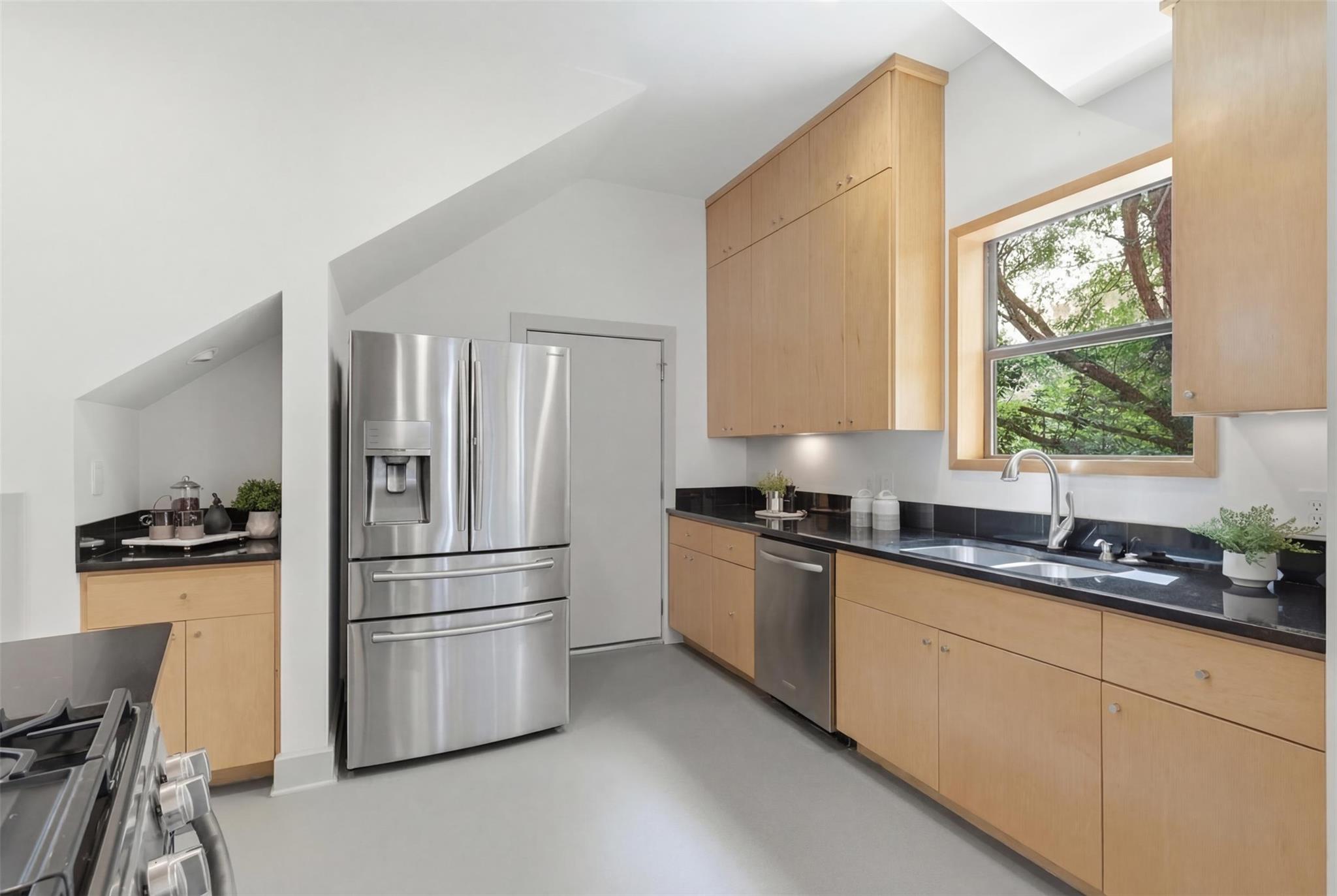 2608 Del Curto Rd # 3, Austin, TX 78704