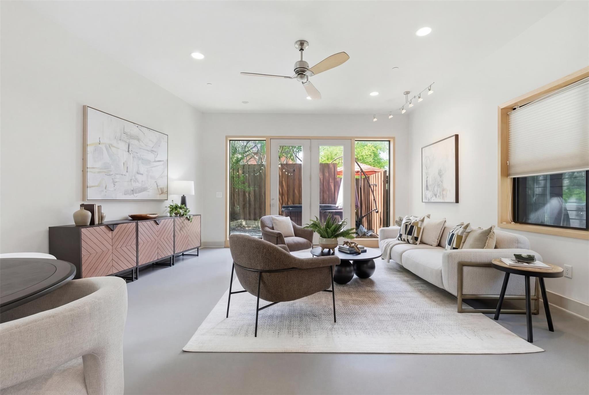 2608 Del Curto Rd # 3, Austin, TX 78704