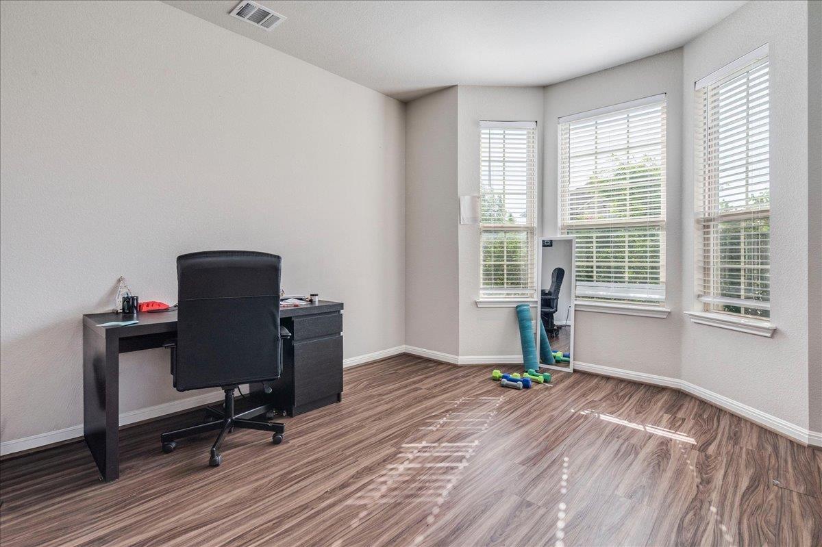 17206 Antioch Ave, Pflugerville, TX 78660