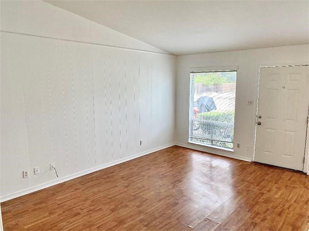 614 W 51st St # 104, Austin, TX 78751