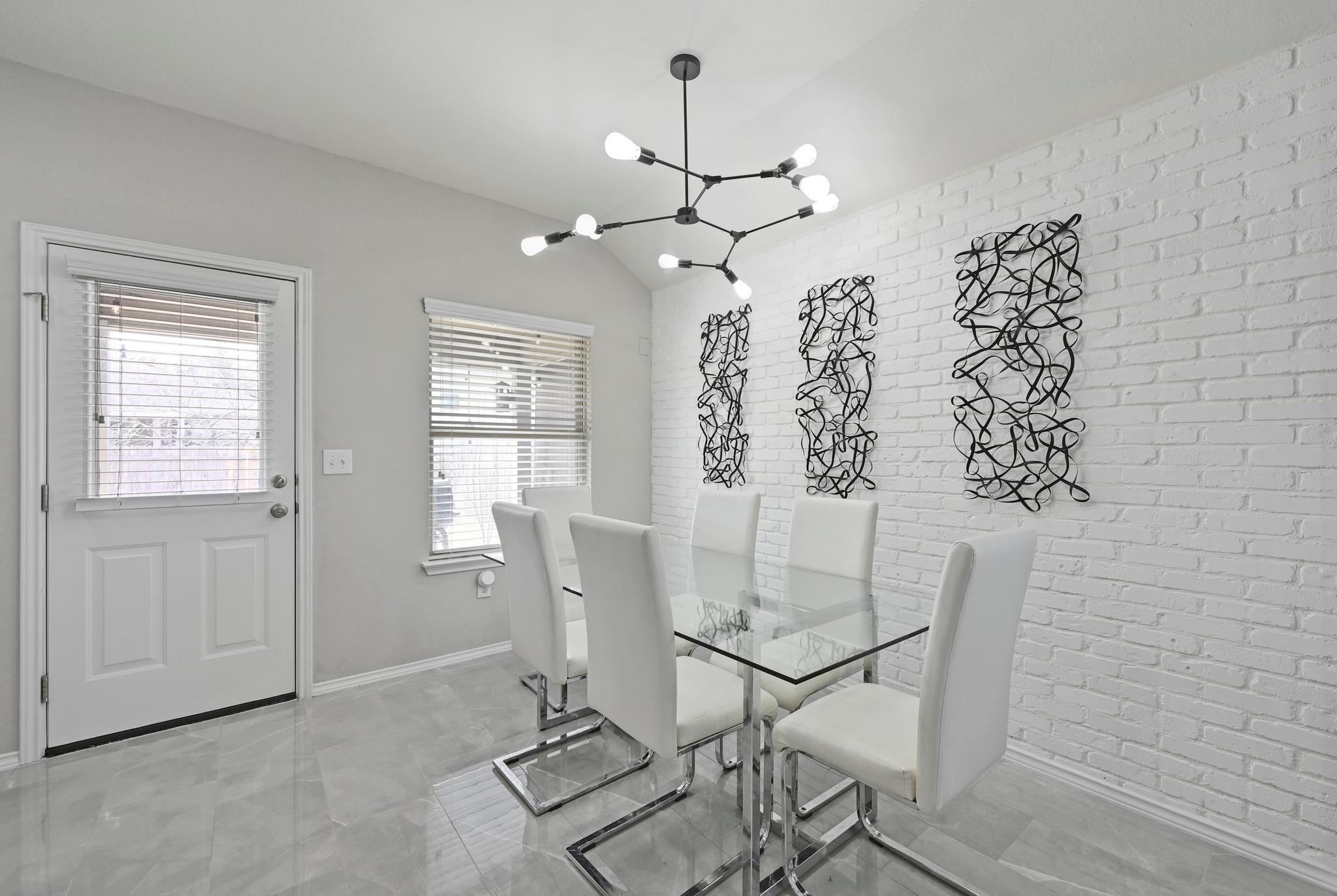 249 Noddy Rd, Buda, TX 78610