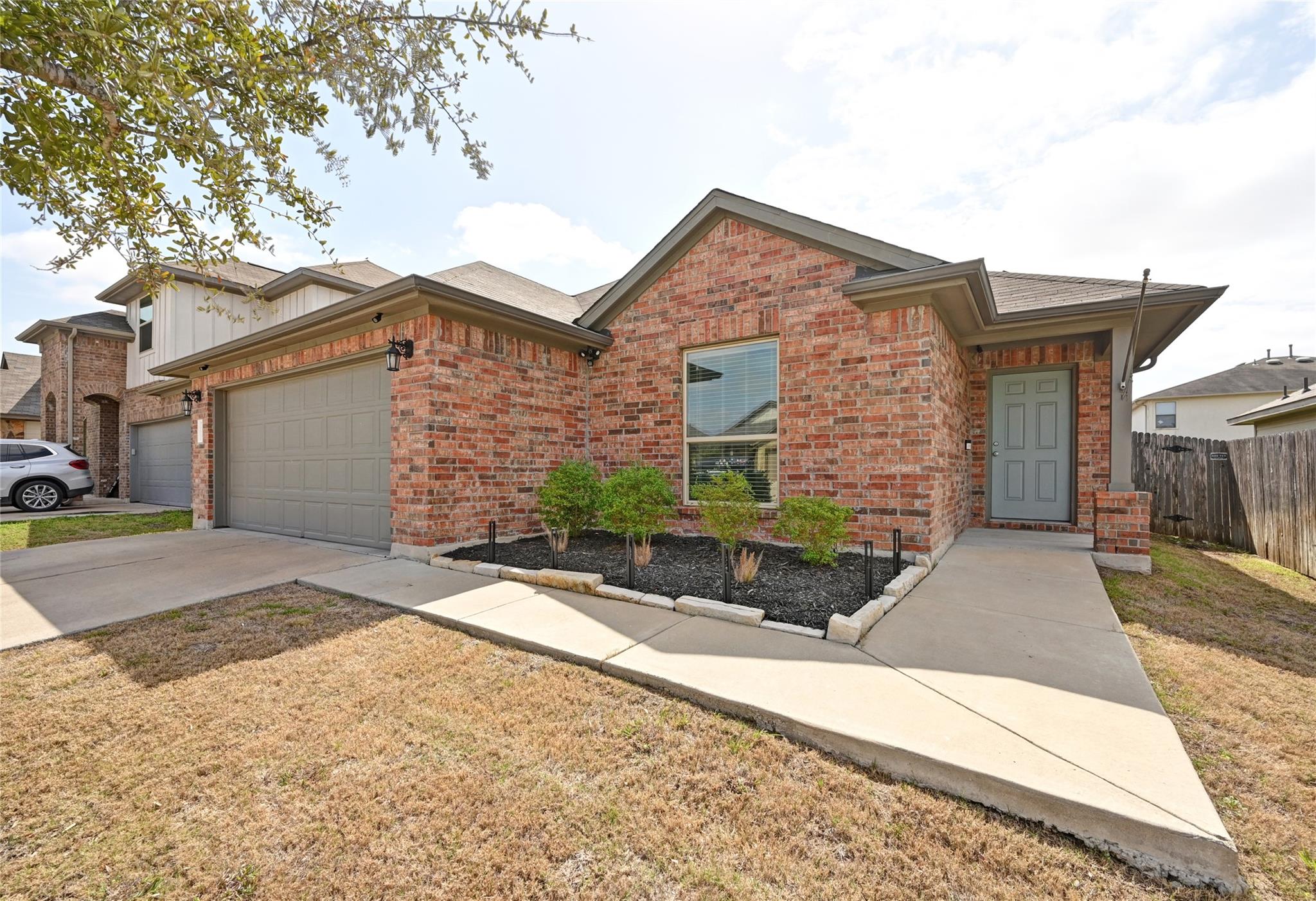 249 Noddy Rd, Buda, TX 78610