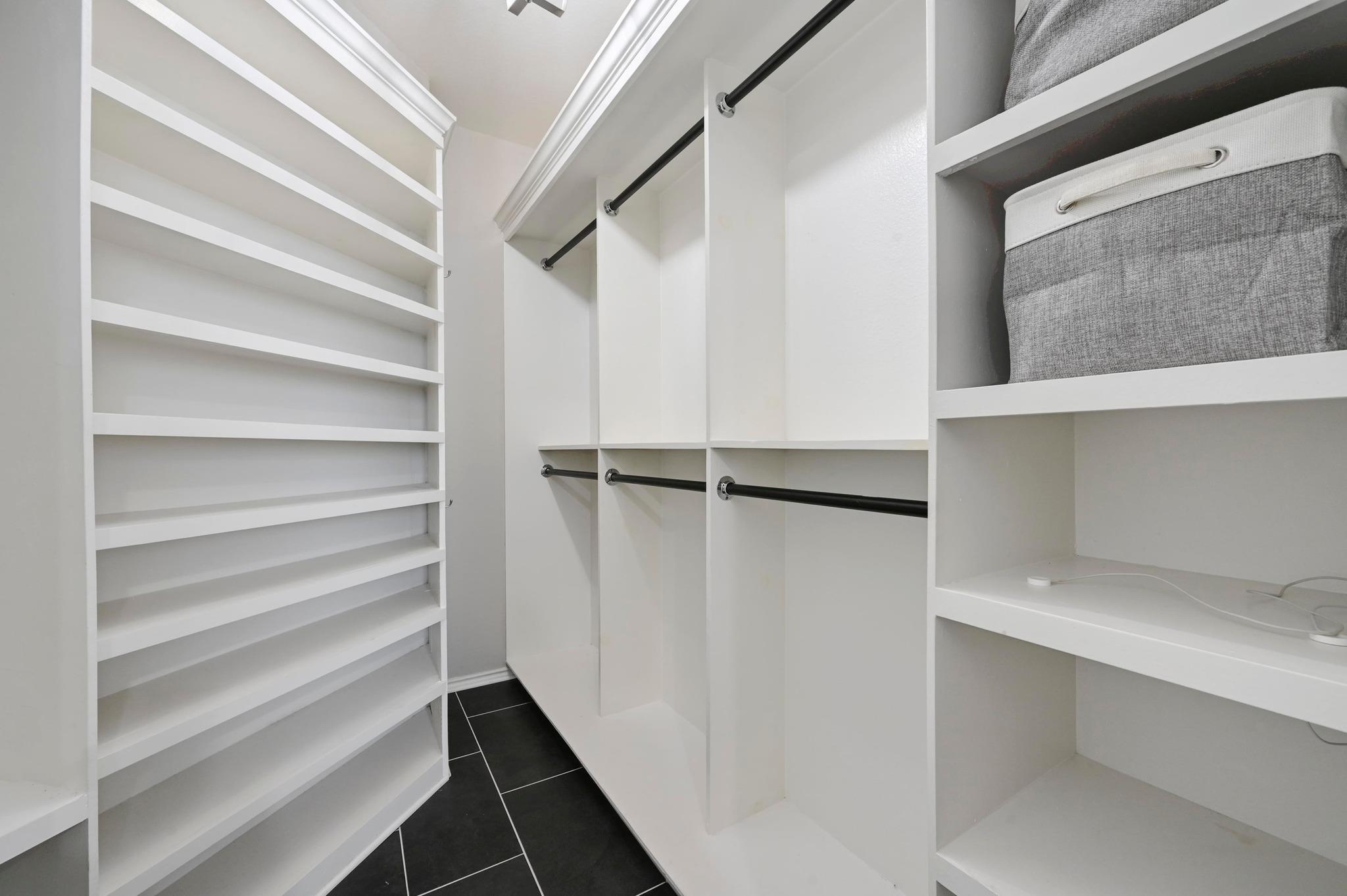 249 Noddy Rd, Buda, TX 78610