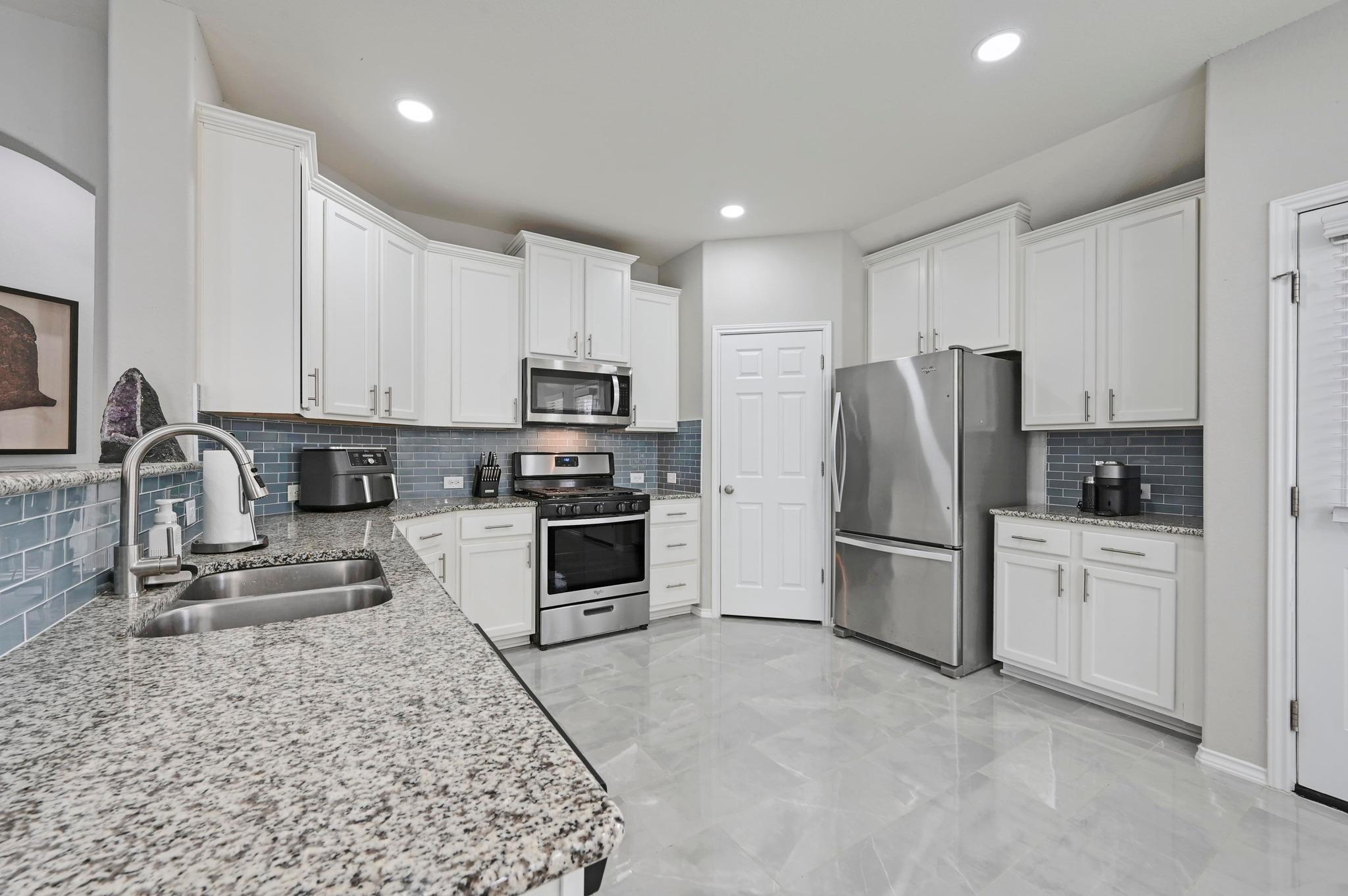 249 Noddy Rd, Buda, TX 78610