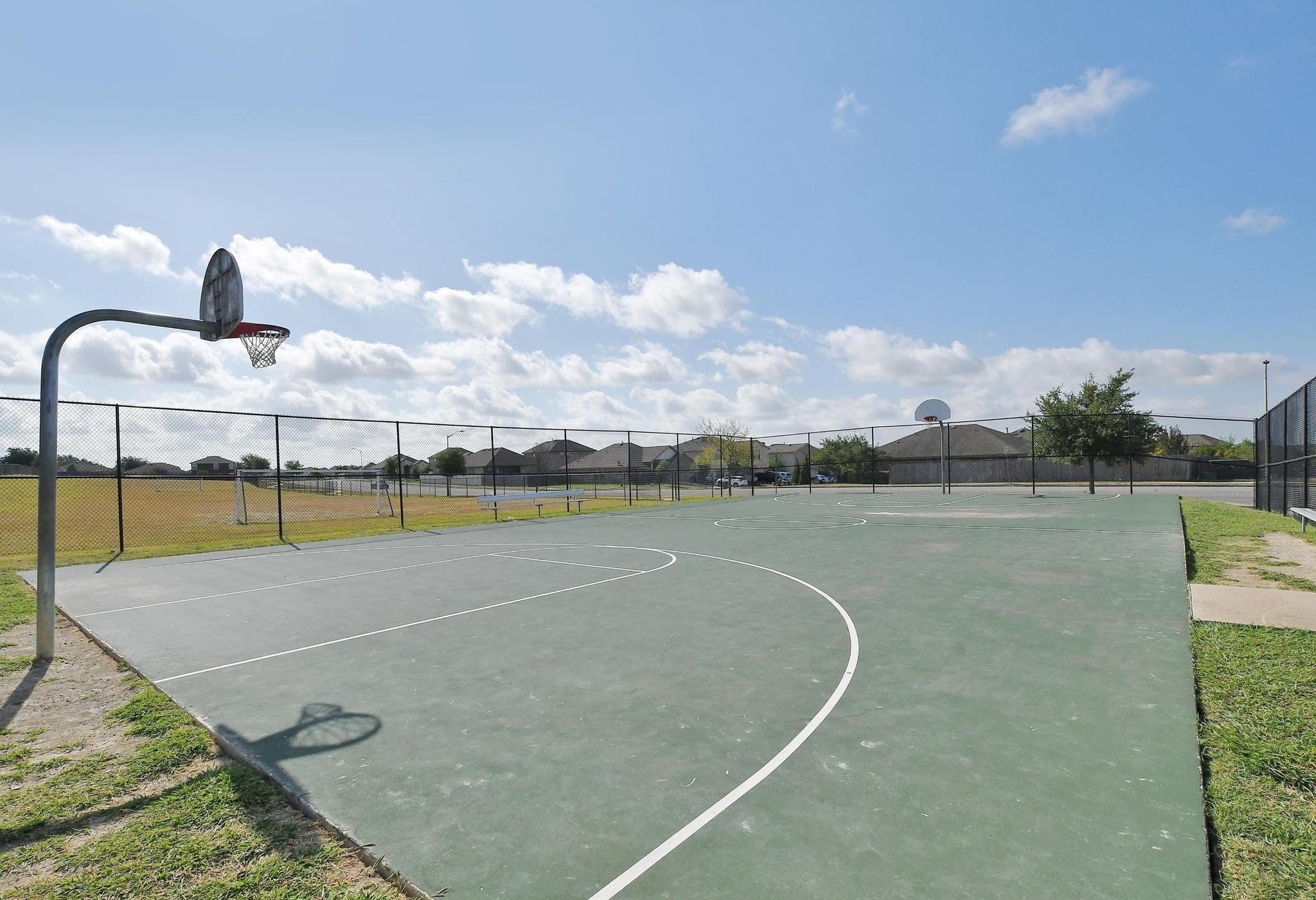 249 Noddy Rd, Buda, TX 78610